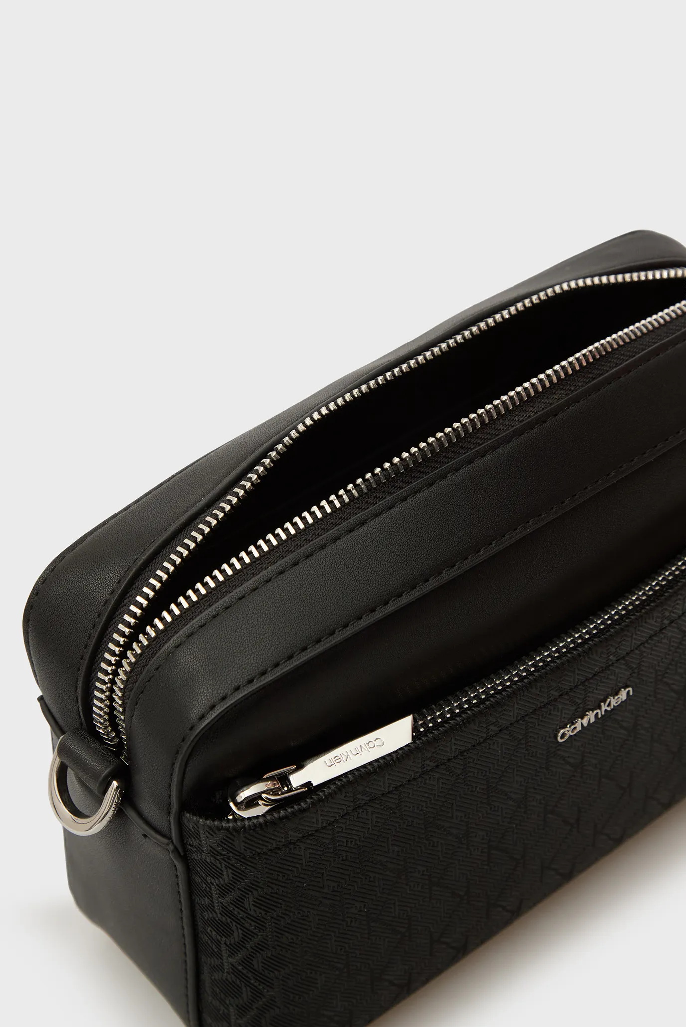 Женская черная сумка DOUBLE STRAPS 2