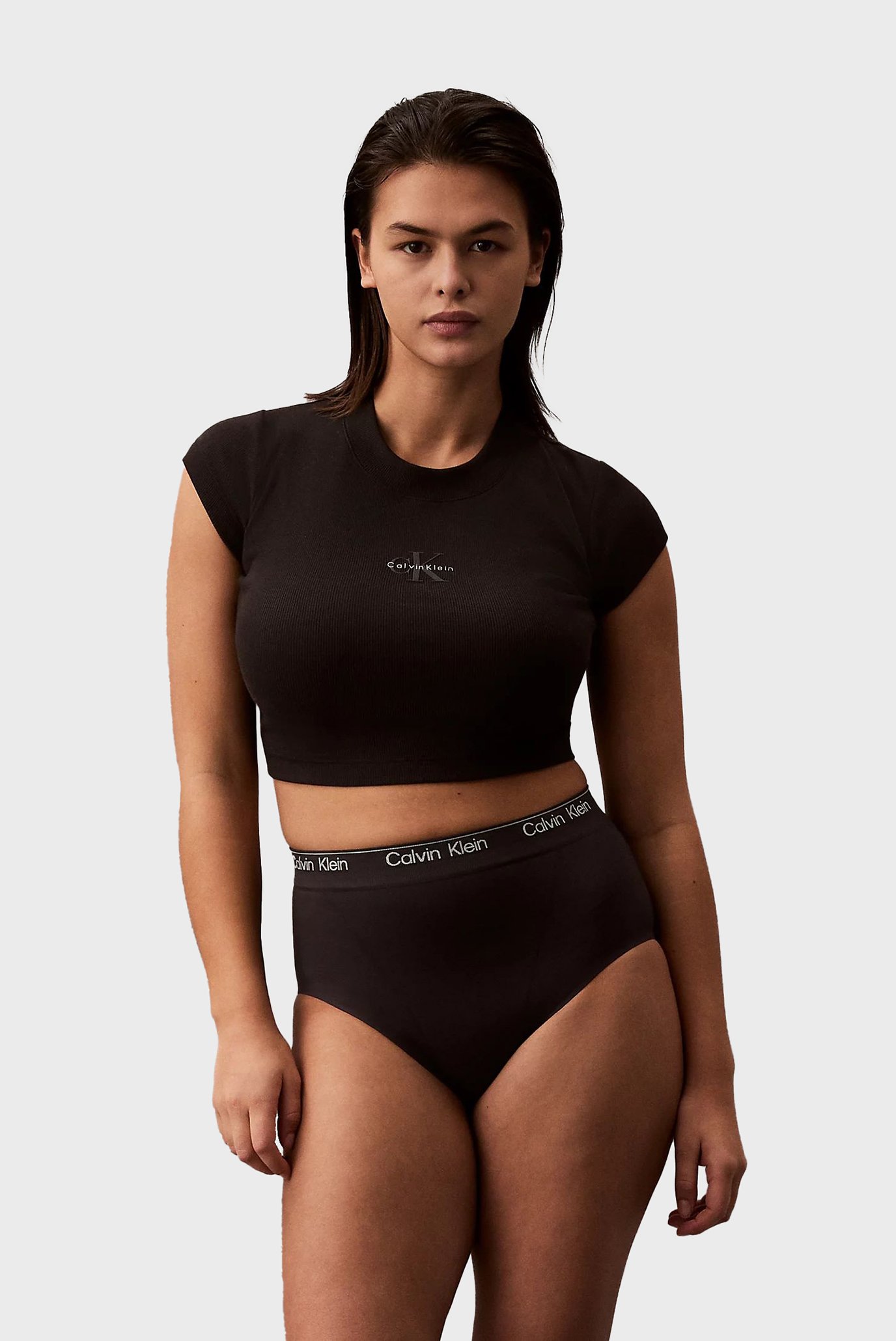 Женские черные моделирующие трусики BRIEF Черный XL Calvin Klein LV00QF8282 Женские черные моделирующие трусики BRIEF Черный XL Calvin Klein LV00QF8282