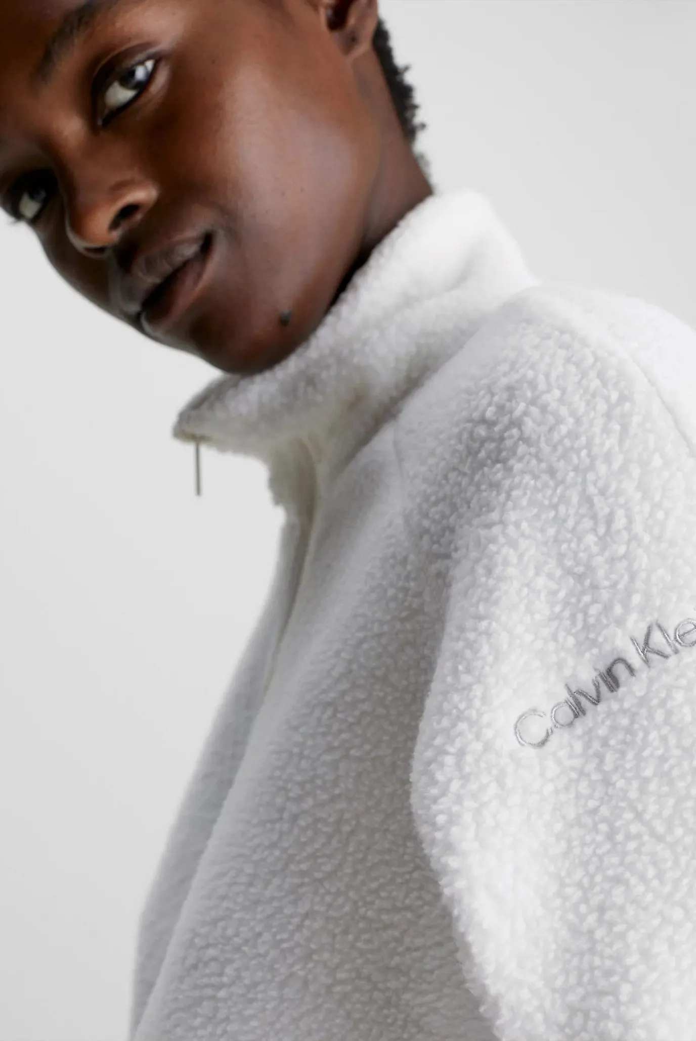 Женская светло-серая спортивная кофта HYBRID 4