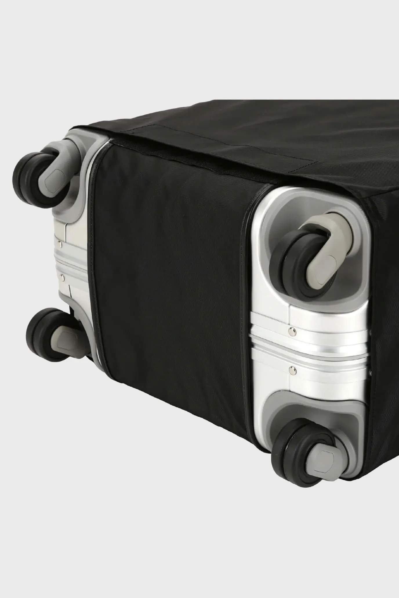 Чорний чохол для валізи 66 см TRAVEL ACCESS 4