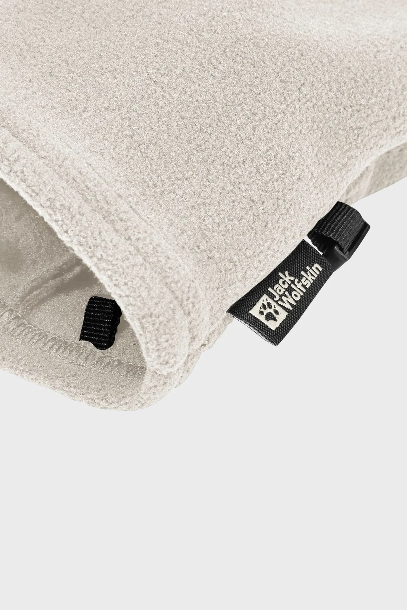 Светло-серые перчатки 8