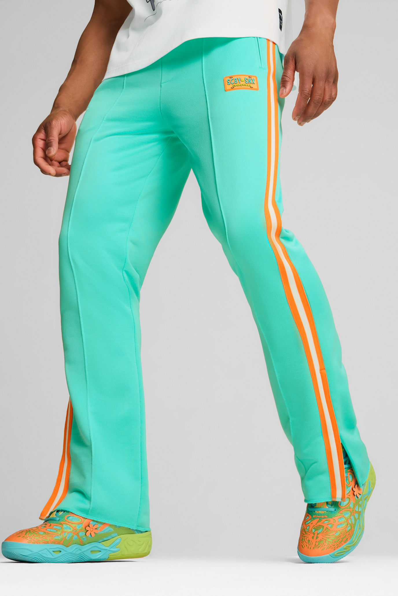 Мужские бирюзовые спортивные брюки PUMA HOOPS x SCOOBY DOO Pants Men 1