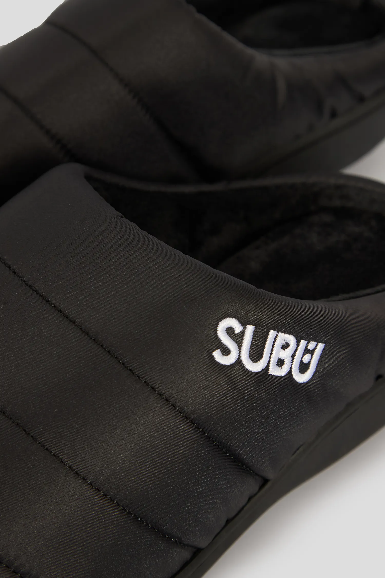 Чорні клоги 5