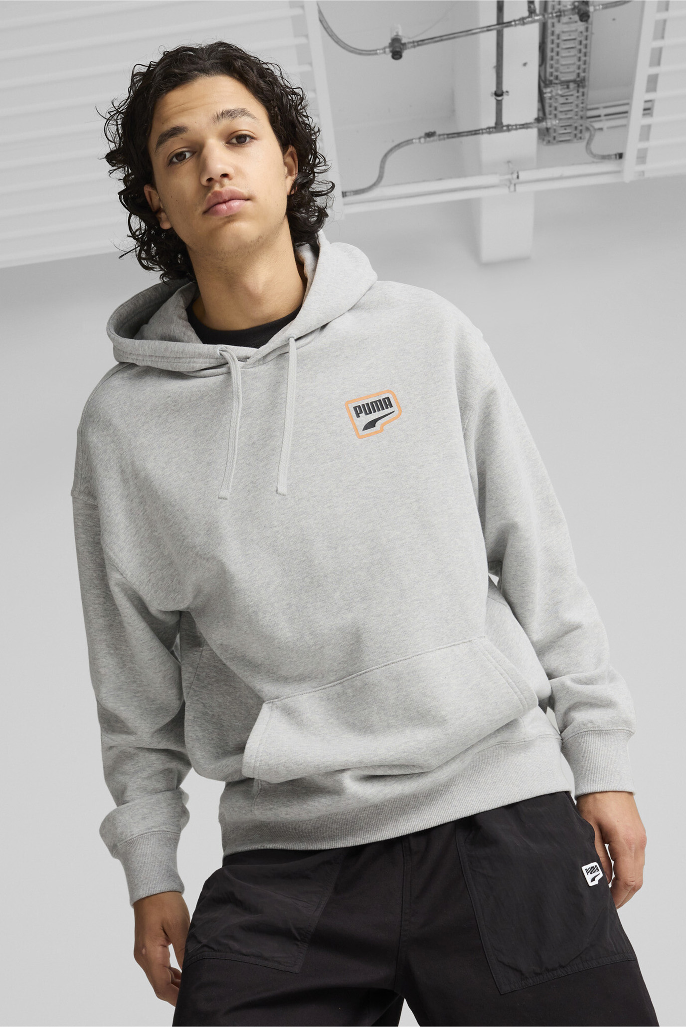 Мужское серое худи DOWNTOWN Graphic Hoodie Men 1