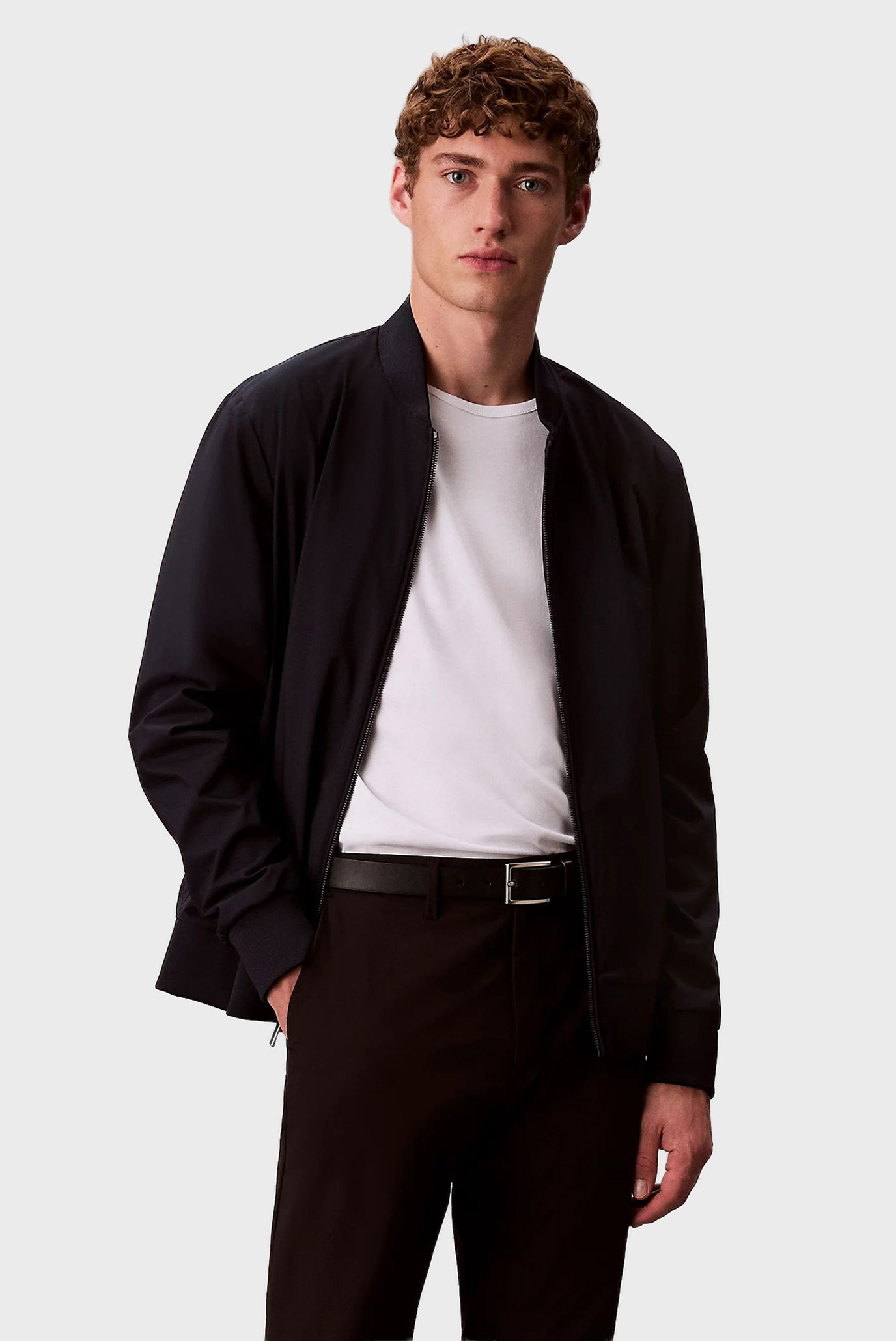 Мужской темно-синий бомбер LS MATTE Синий L Calvin Klein LV040FM512 Мужской темно-синий бомбер LS MATTE Синий L Calvin Klein LV040FM512