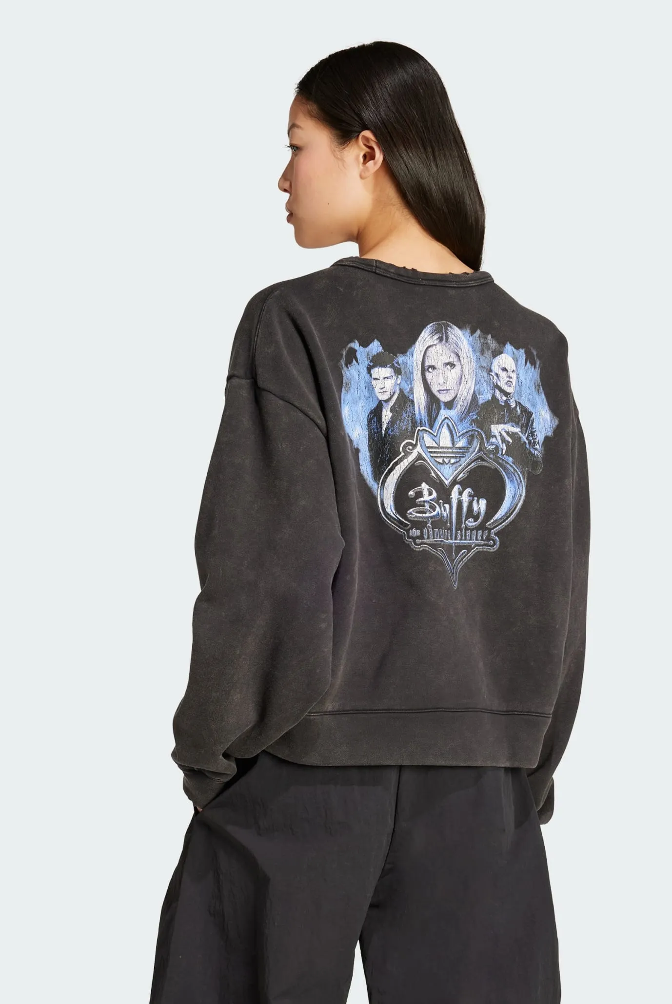 Жіночий чорний світшот adidas 20th Century Fox Disney 2