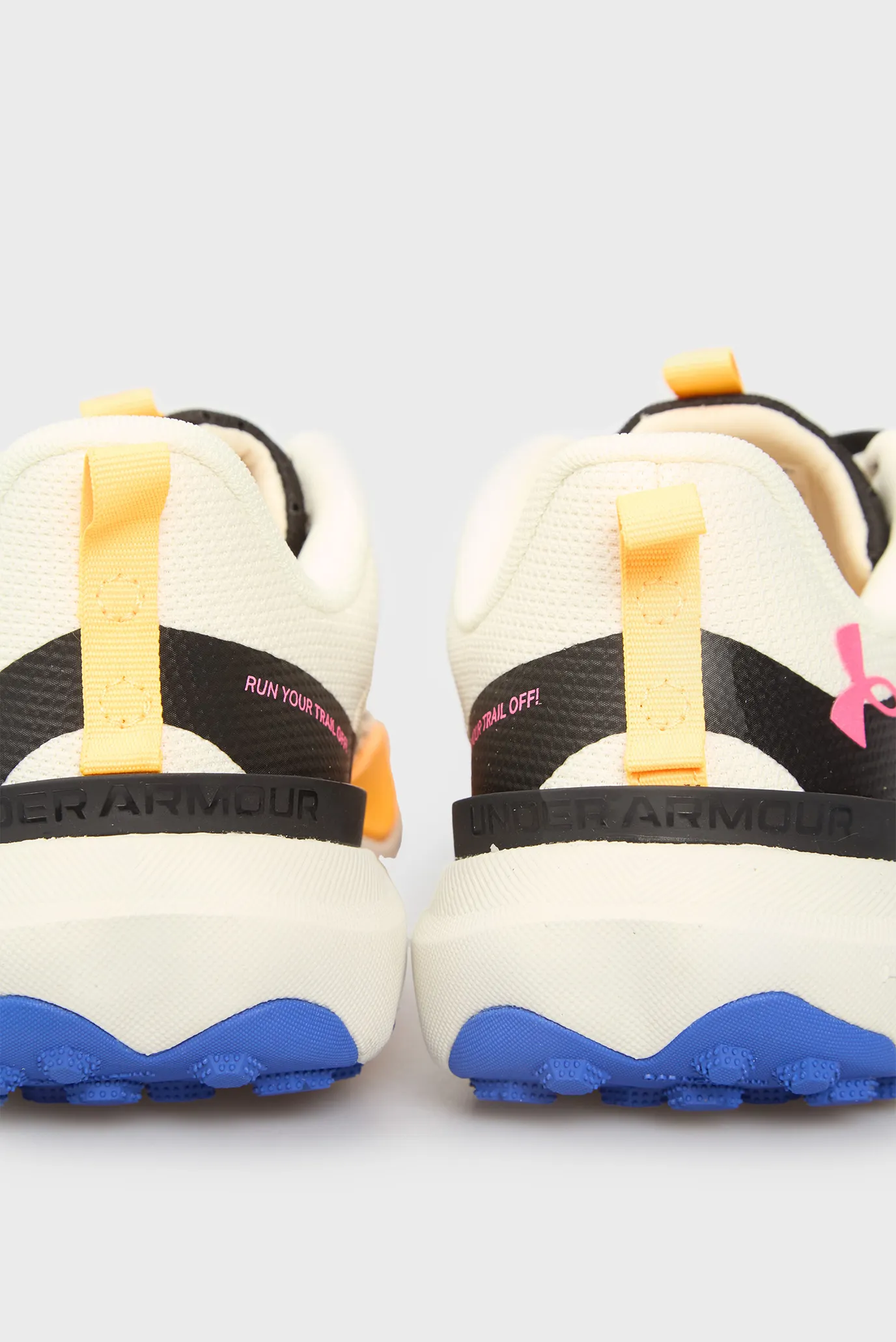 Бежеві кросівки UA U Infinite Pro Trail 2