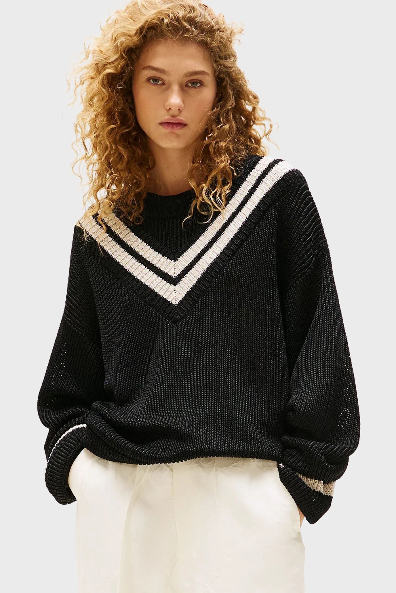 Женский черный джемпер The Runway Collection Черный S Tommy Hilfiger WW0WW47605 Женский черный джемпер The Runway Collection Черный S Tommy Hilfiger WW0WW47605