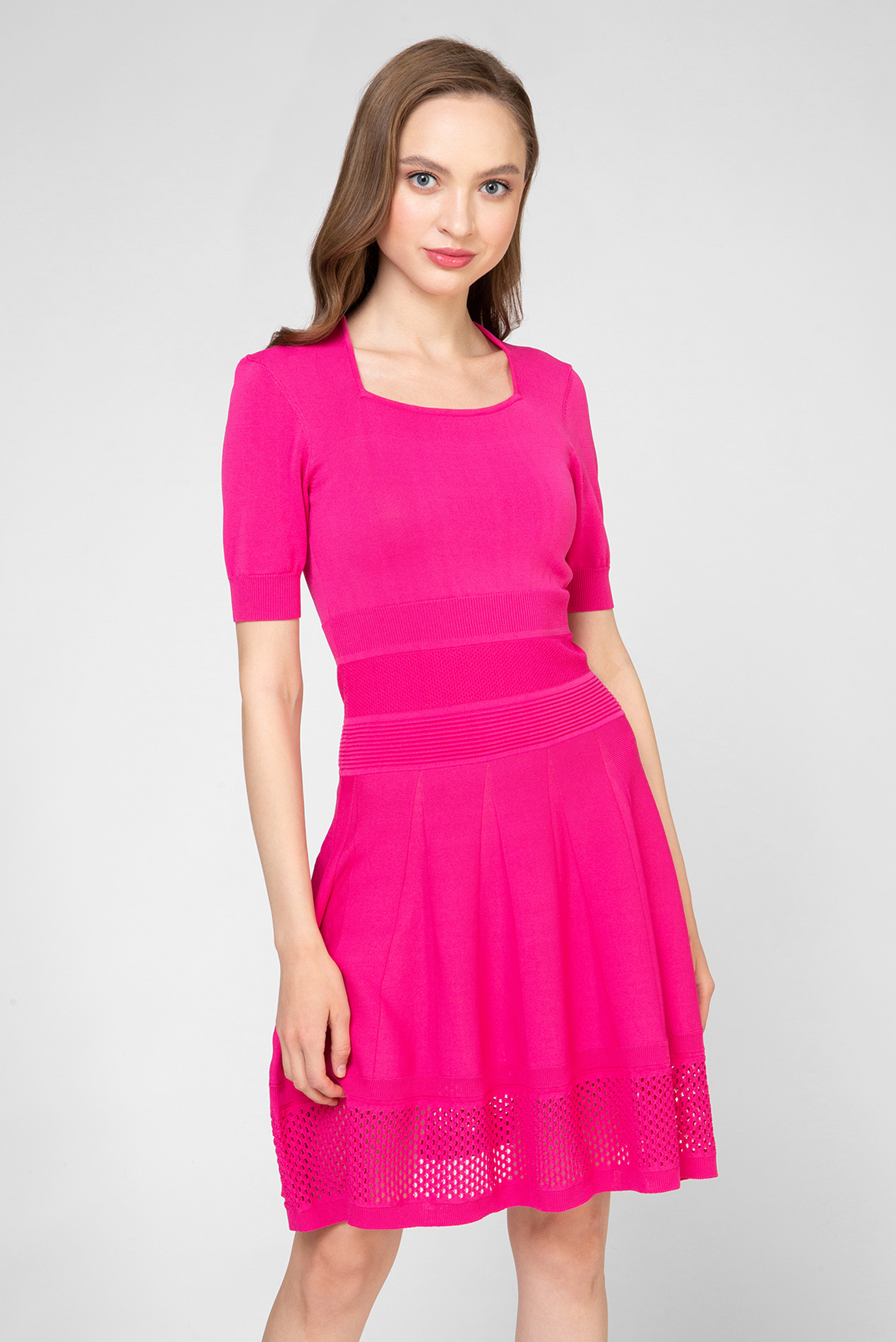 Жіноча рожева сукня 1