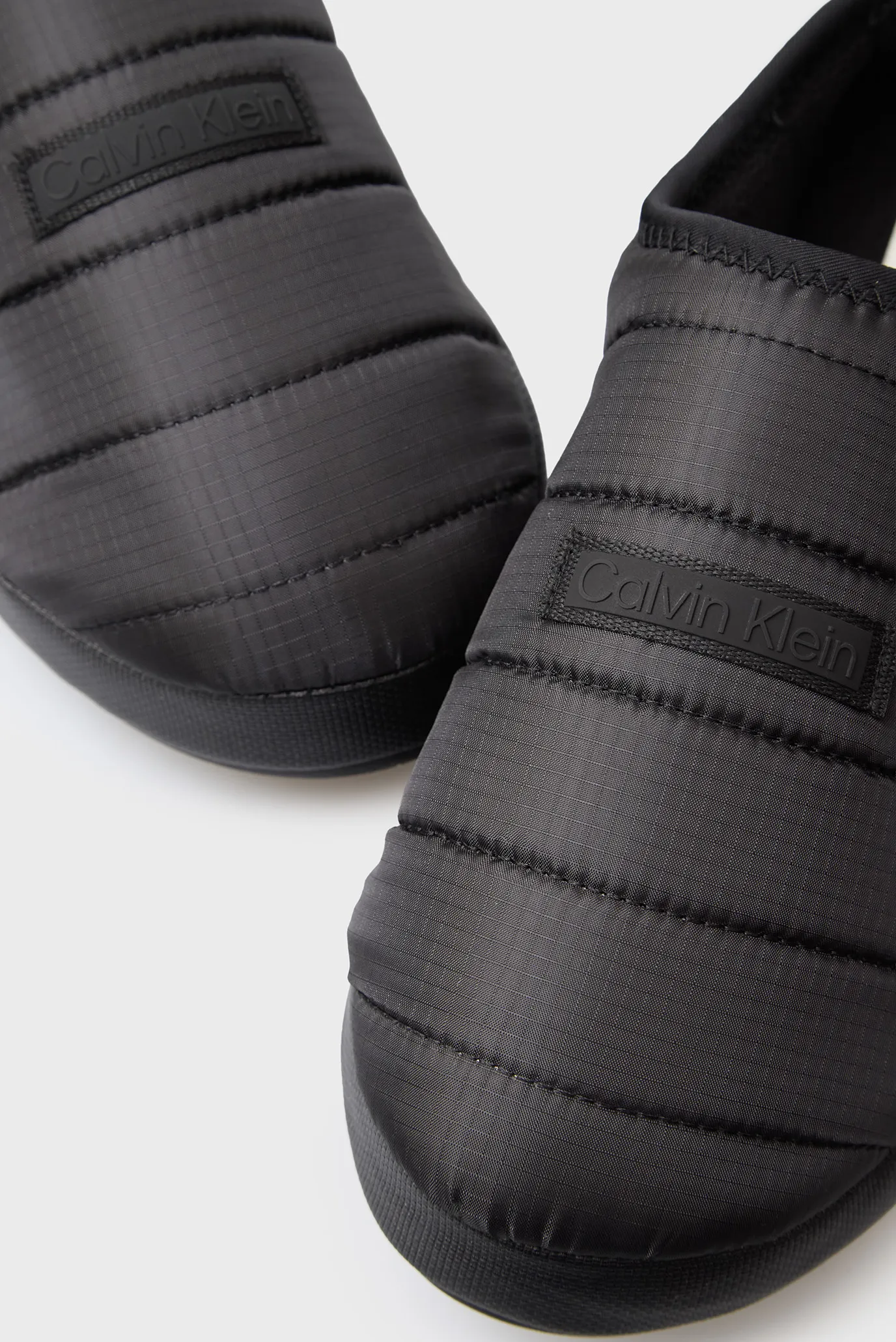 Мужские черные тапочки HOME 2