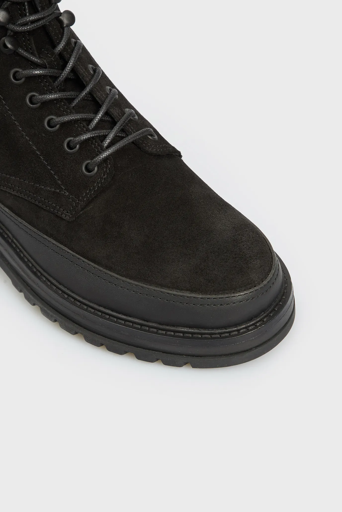 Чоловічі чорні замшеві черевики Clafton 4