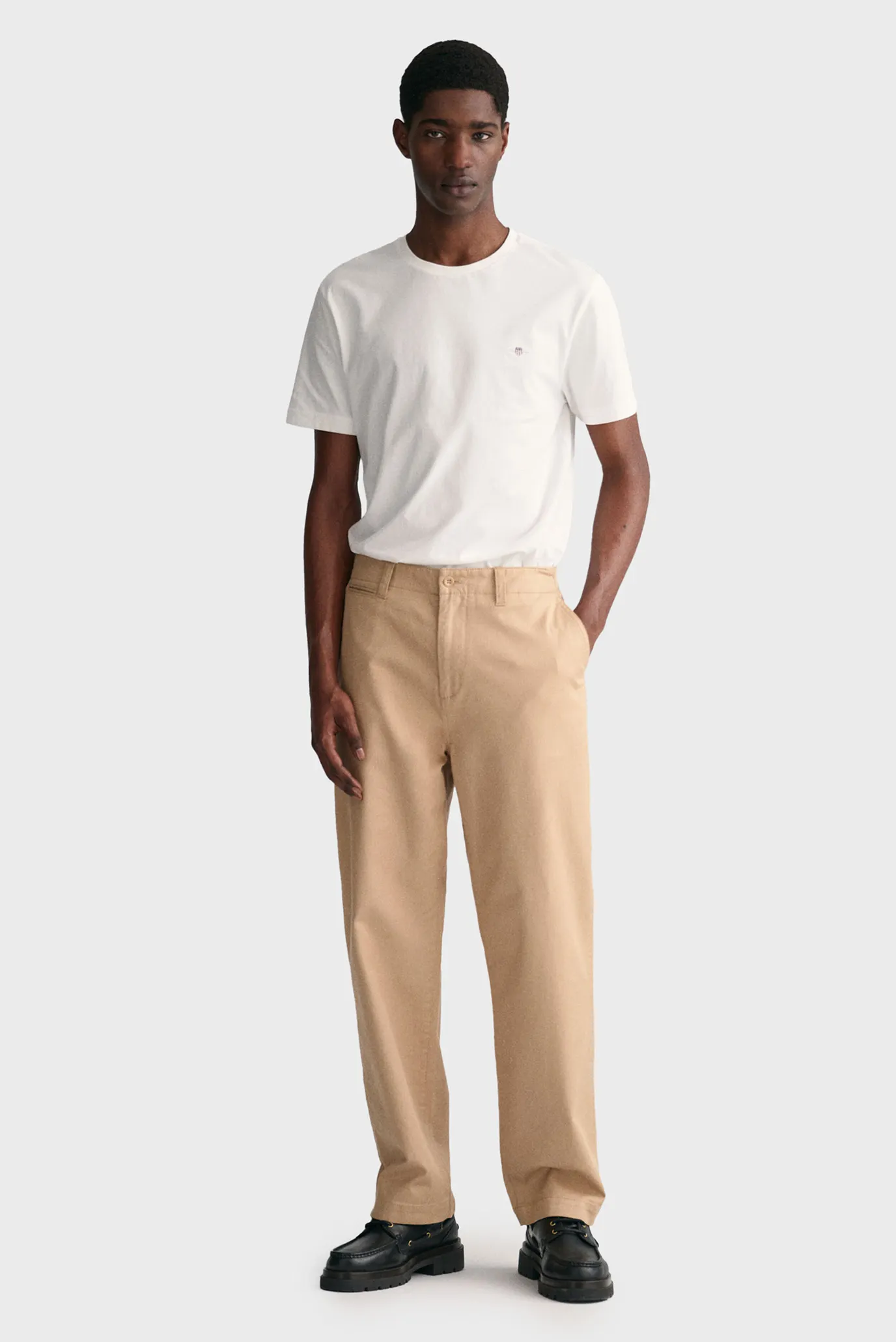 Мужская белая футболка REG SHIELD SS 2