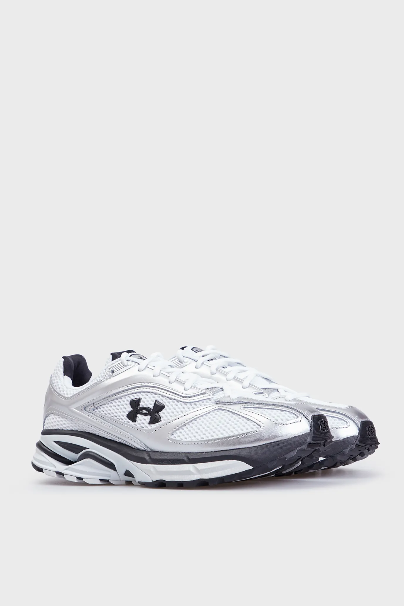 Серебристые кроссовки UA HOVR Apparition RTRFTR TC 3