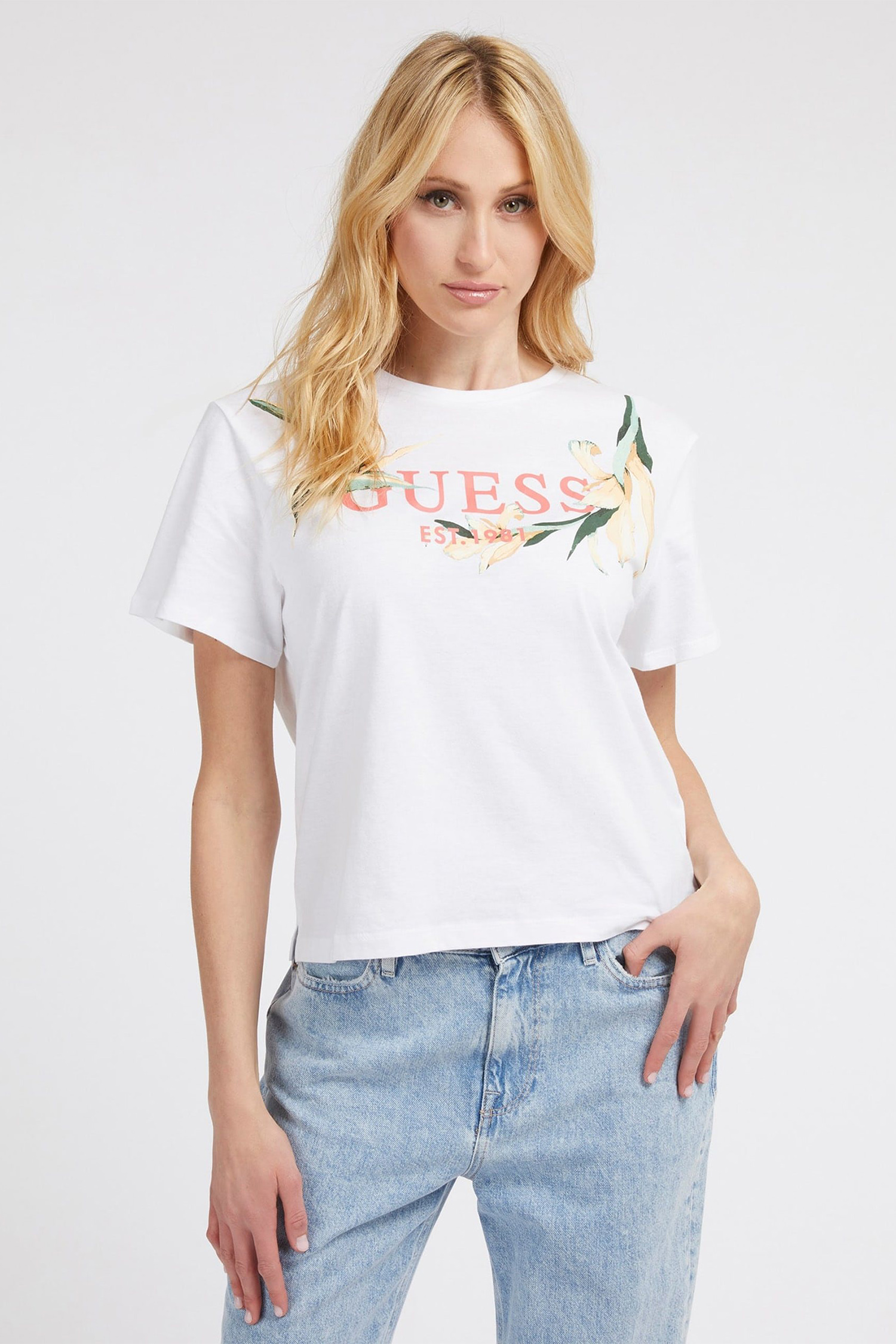 Женская белая футболка Guess W3GI43.JA914;G011 — MD-Fashion