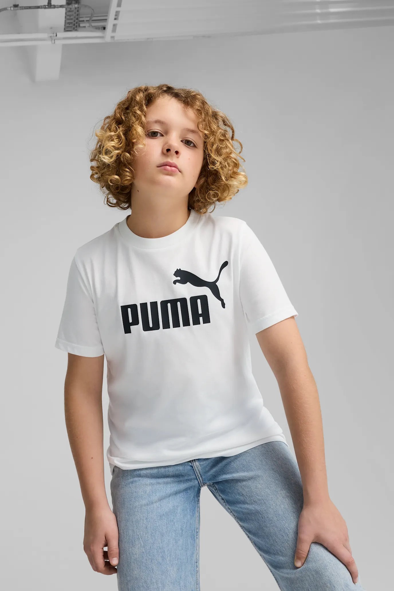Детская белая футболка ESS No. 1 Logo Tee Youth 1
