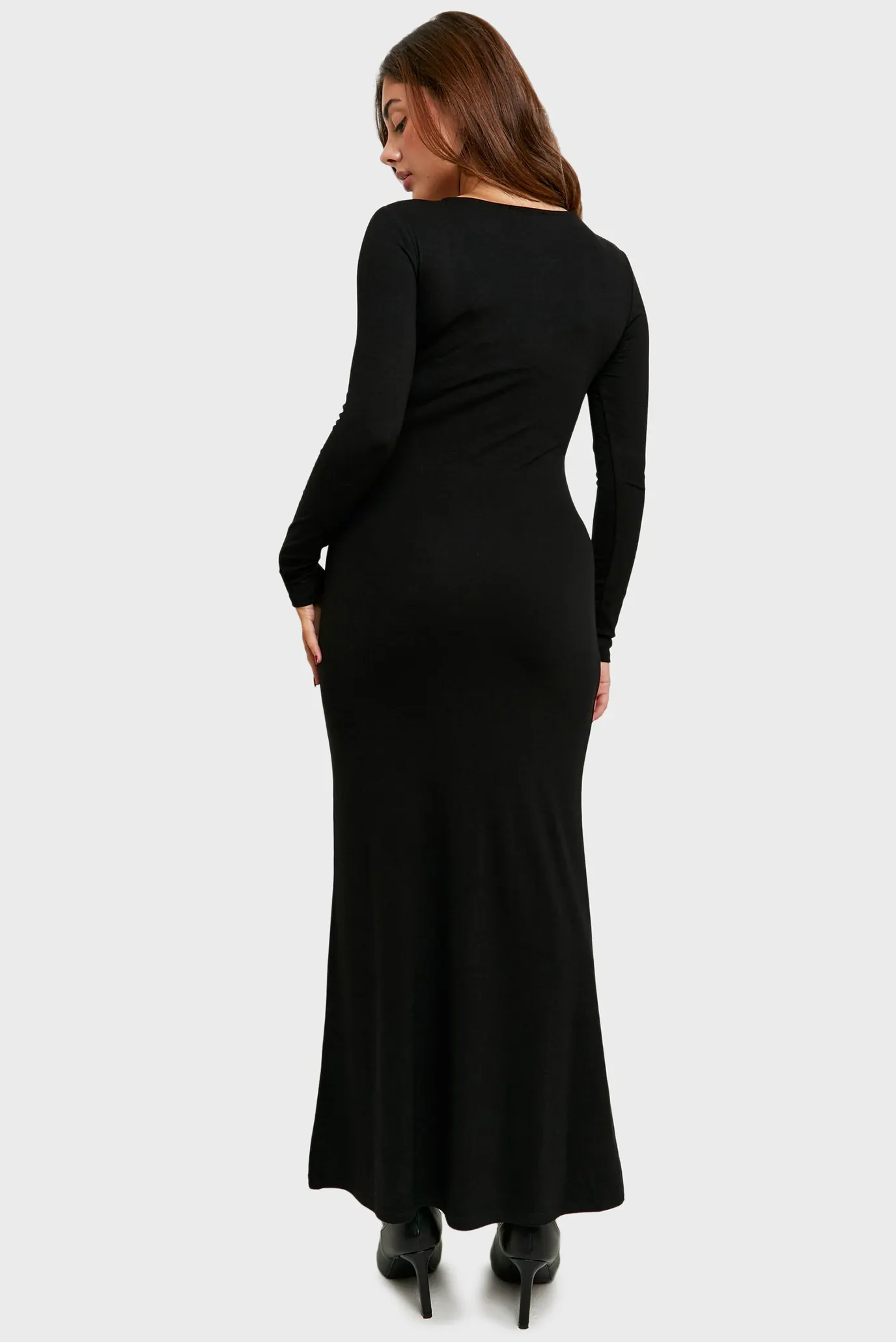 Жіноча чорна сукня 2