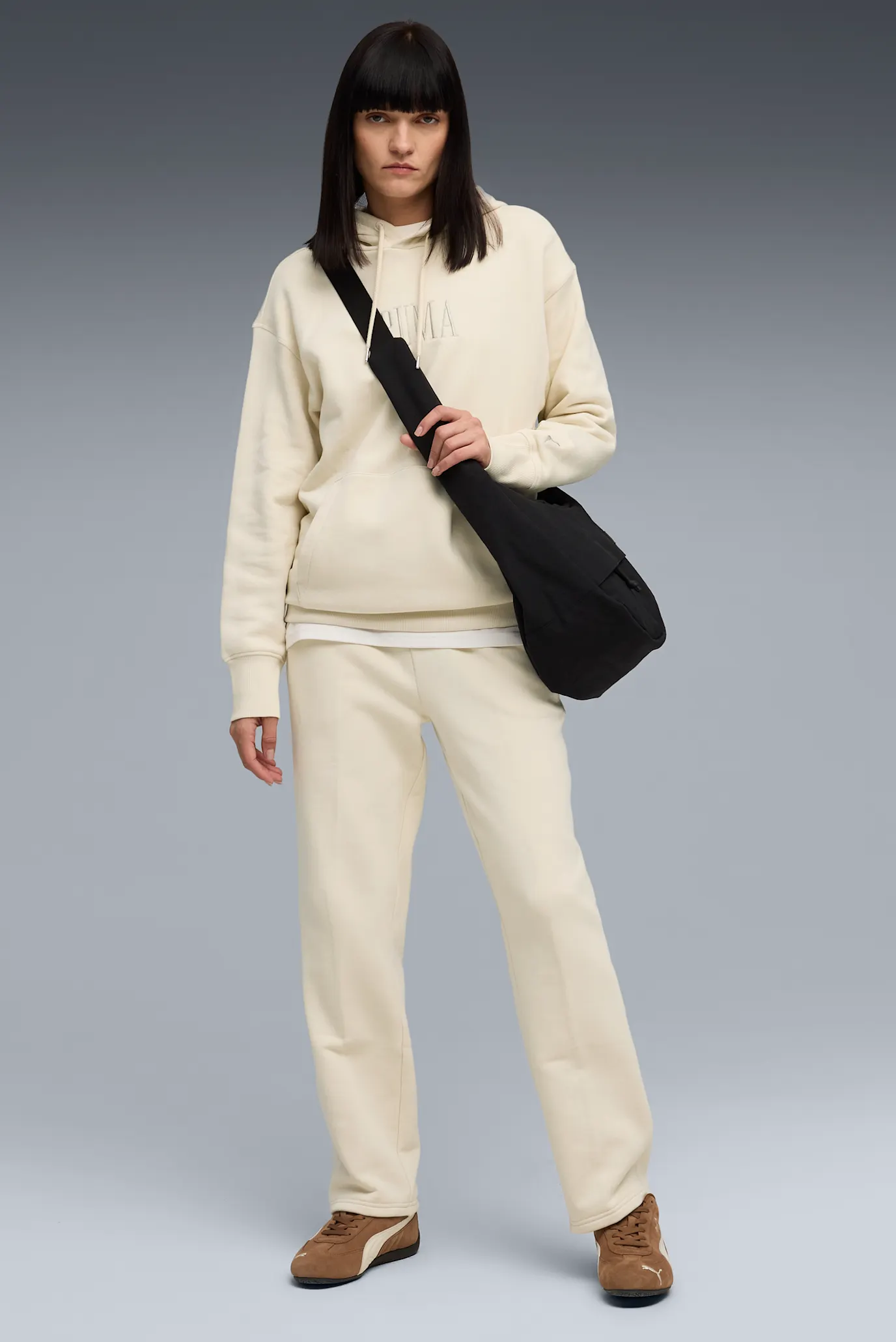 Бежеві спортивні штани Premium Essentials Relaxed Sweatpants Unisex (унісекс) 2