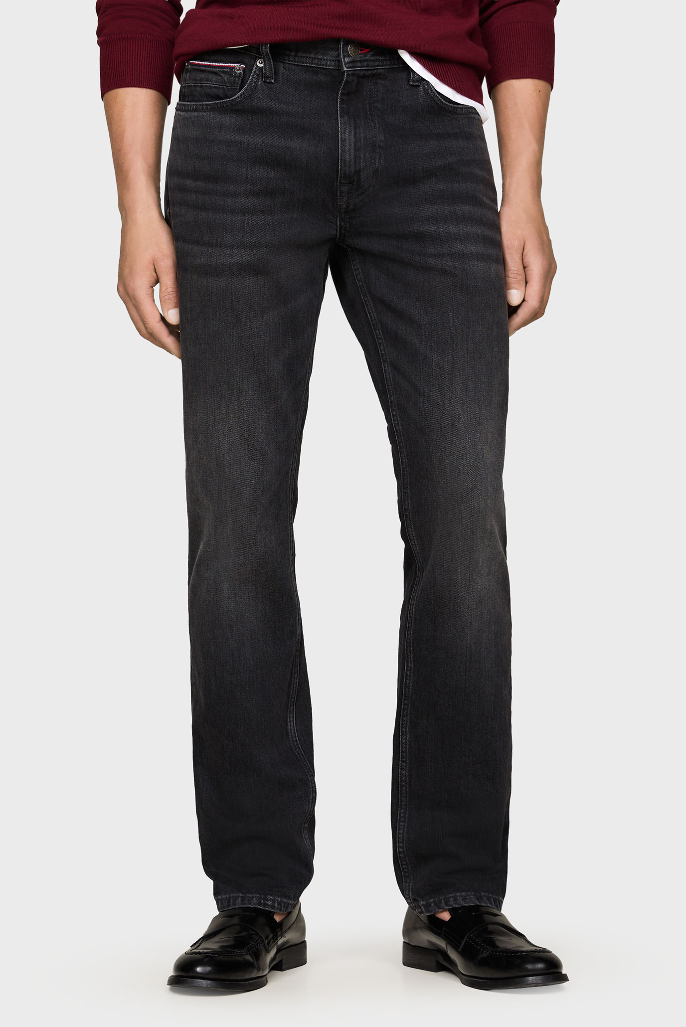 Мужские черные джинсы STRAIGHT Черный 33-32 Tommy Hilfiger MW0MW36673 Мужские черные джинсы STRAIGHT Черный 33-32 Tommy Hilfiger MW0MW36673