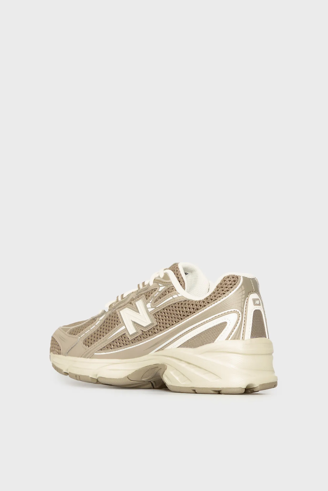 Жіночі коричневі кросівки 740 5