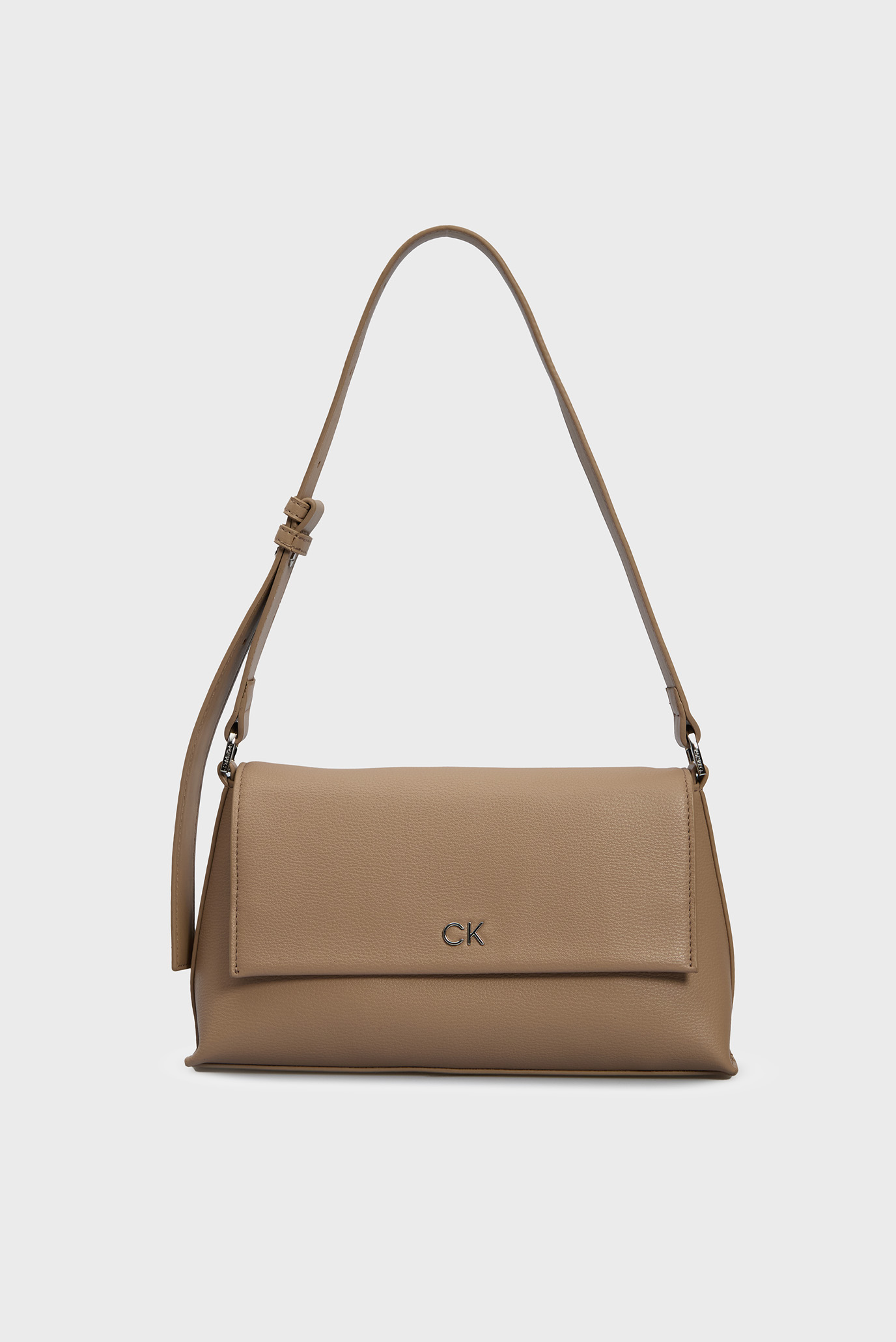Жіноча коричнева сумка CK DAILY SHOULDER BAG PEBBLE 1