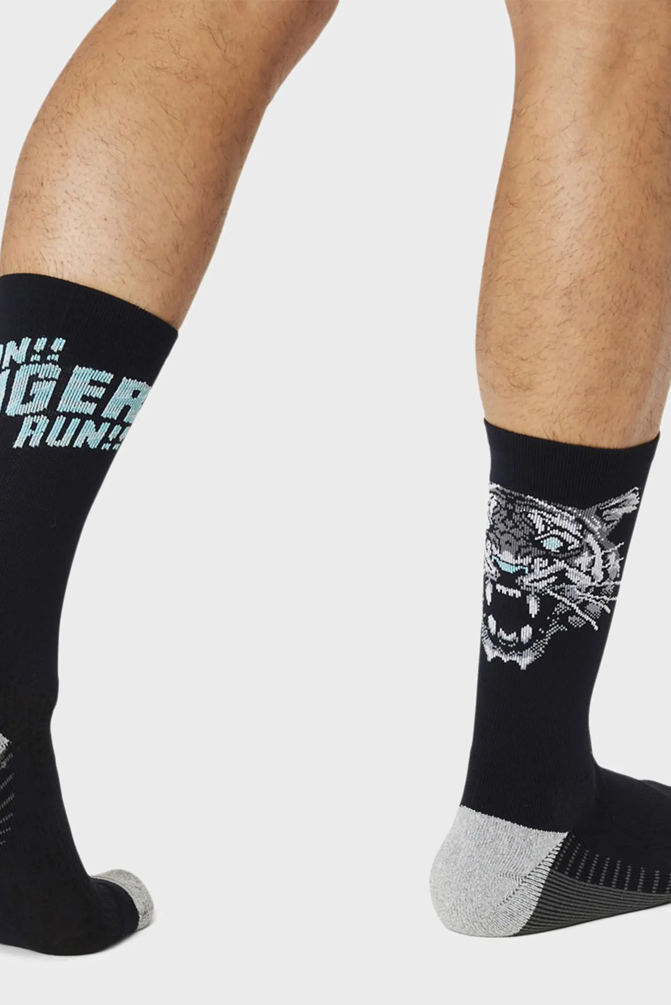 Чорні шкарпетки PERFORMANCE RUN SOCK CREW 8