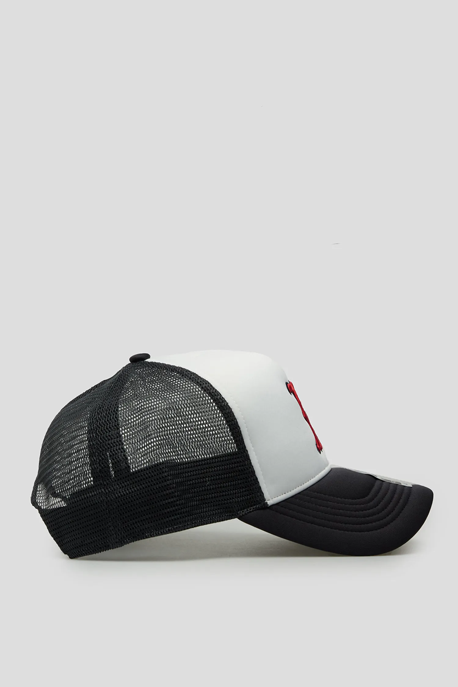 Темно-синя кепка 4