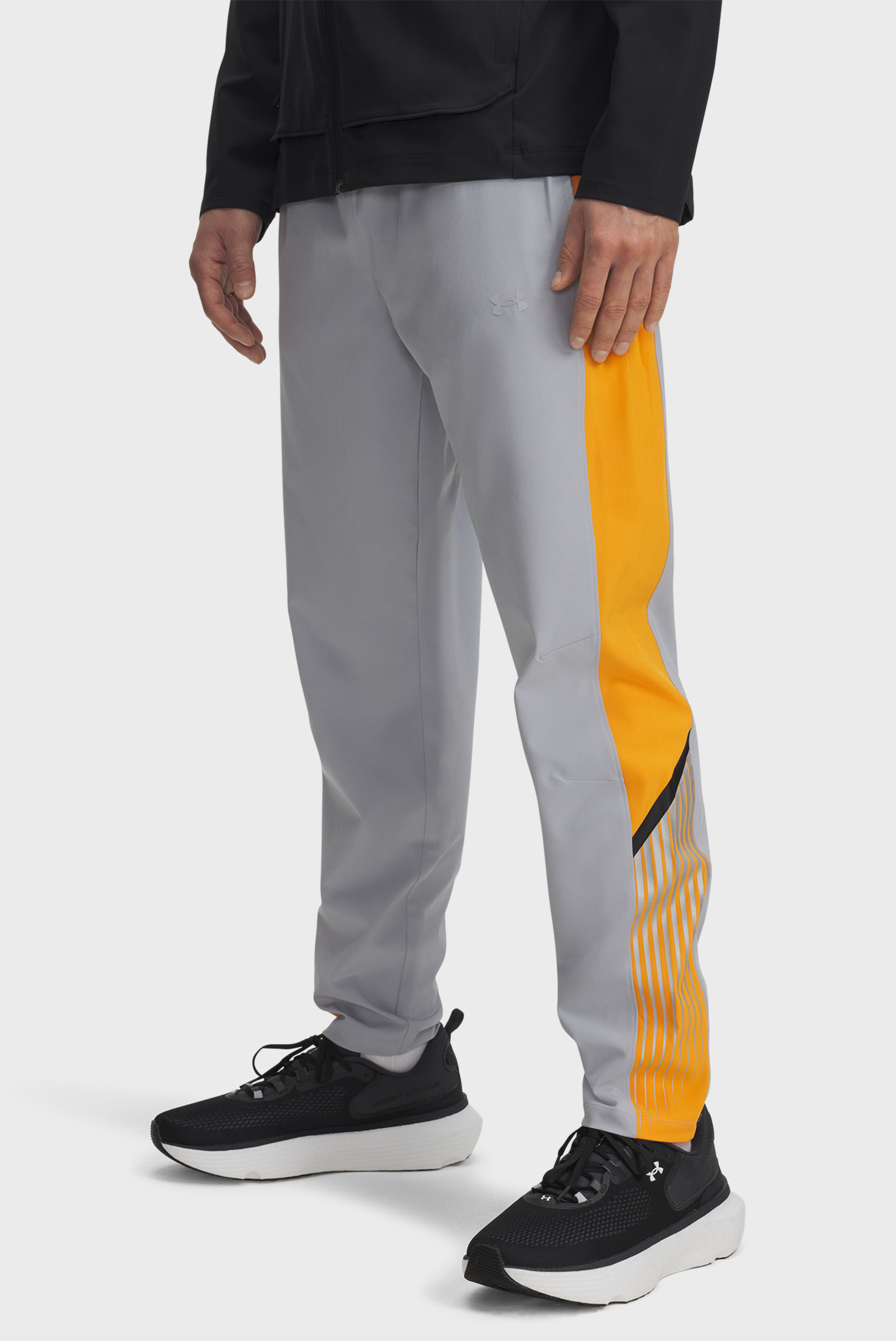 Мужские серые спортивные брюки UA Velociti Storm Pant Серый L Under Armour 6005899-011 Мужские серые спортивные брюки UA Velociti Storm Pant Серый L Under Armour 6005899-011