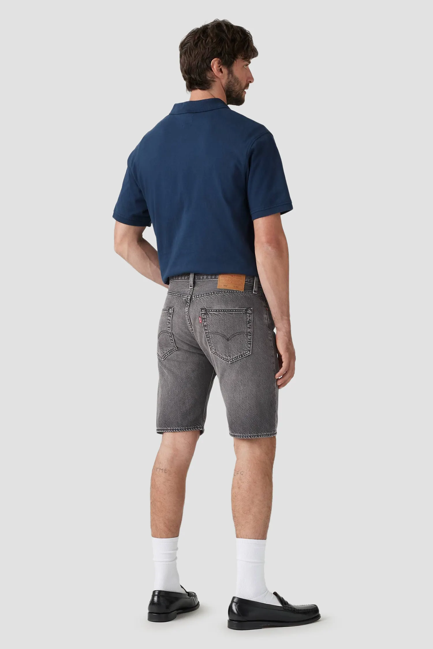 Мужские серые джинсовые шорты  501® 2