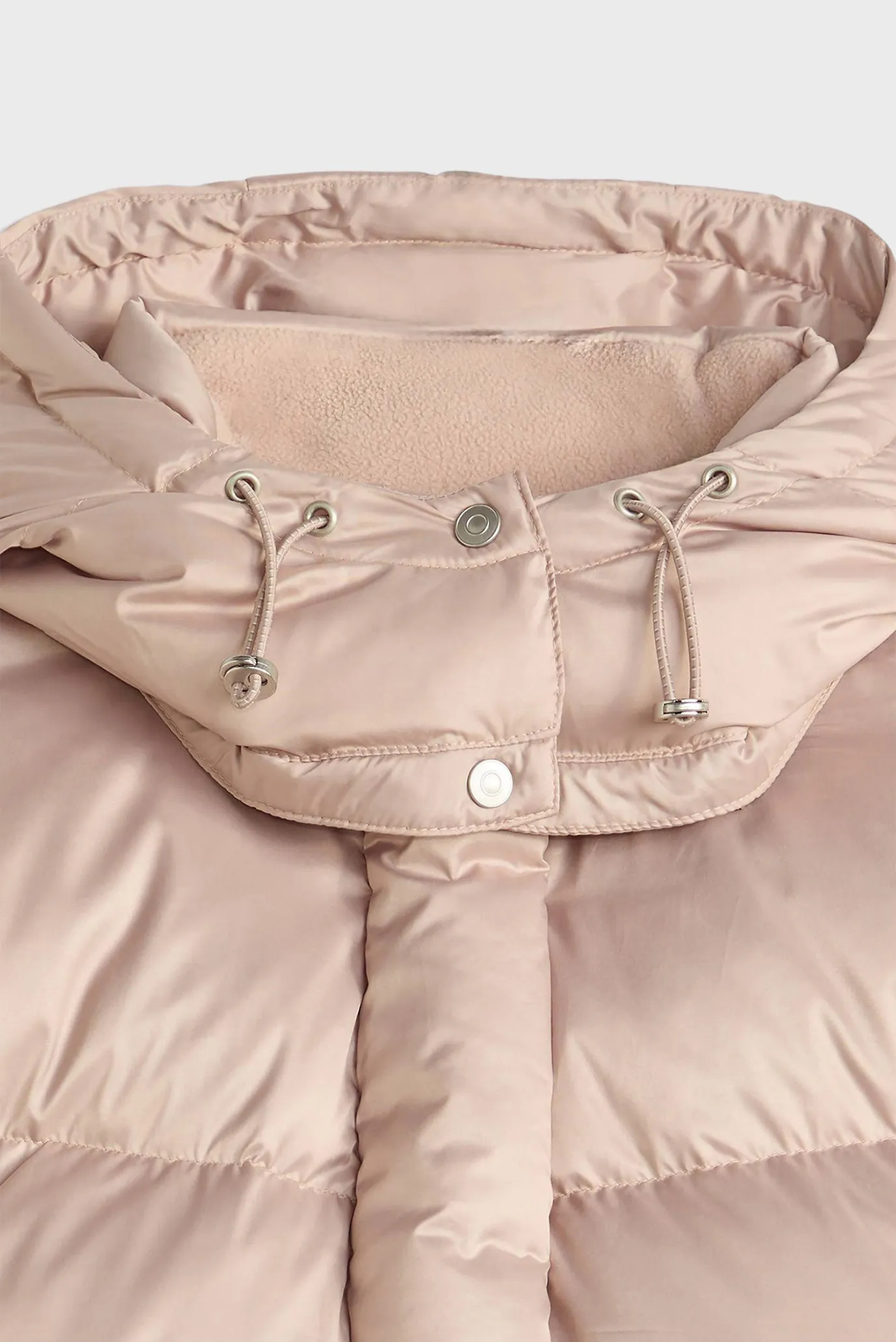 Жіночий пудровий пуховик 5