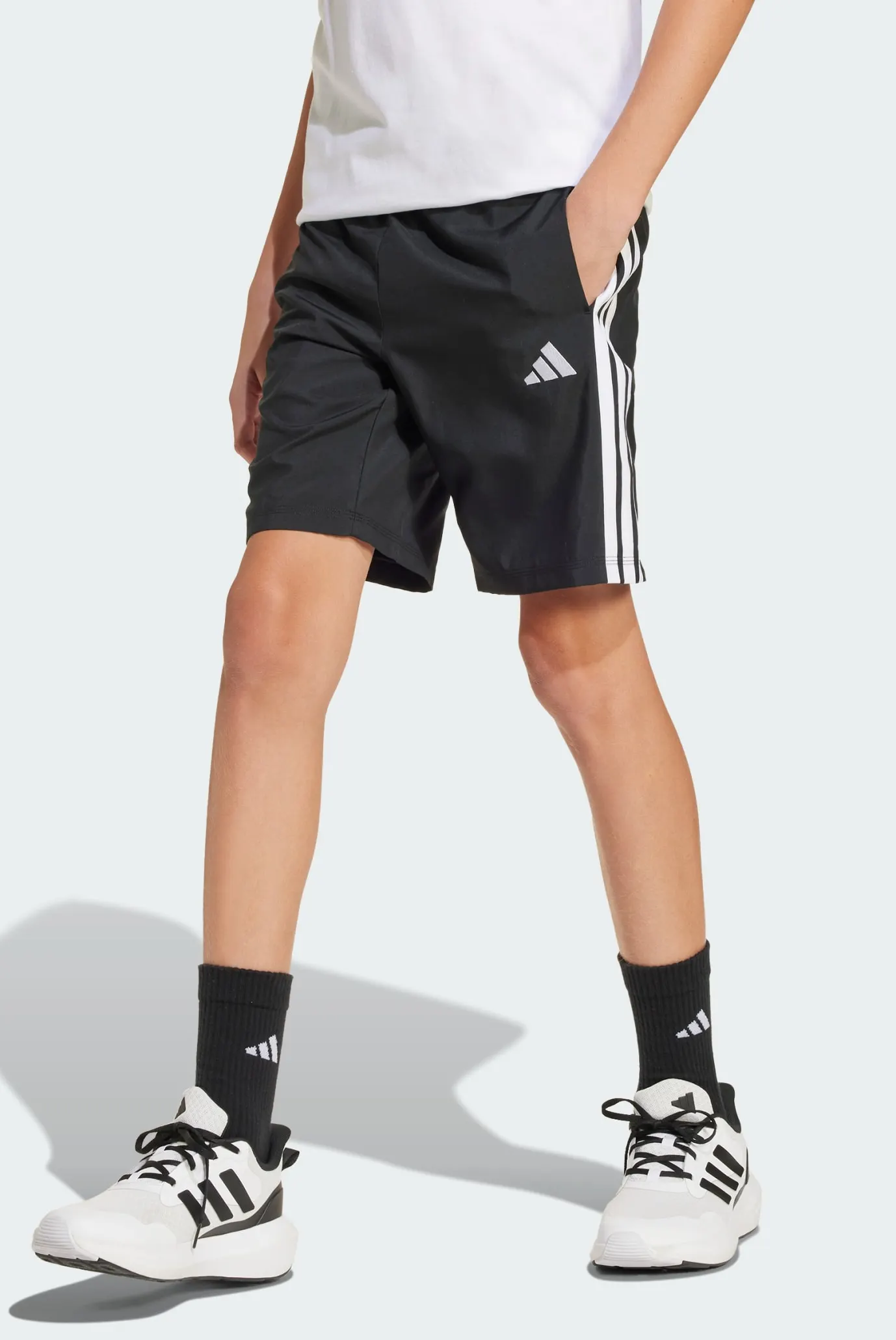 Детские черные шорты Essentials Climacool Kids 4