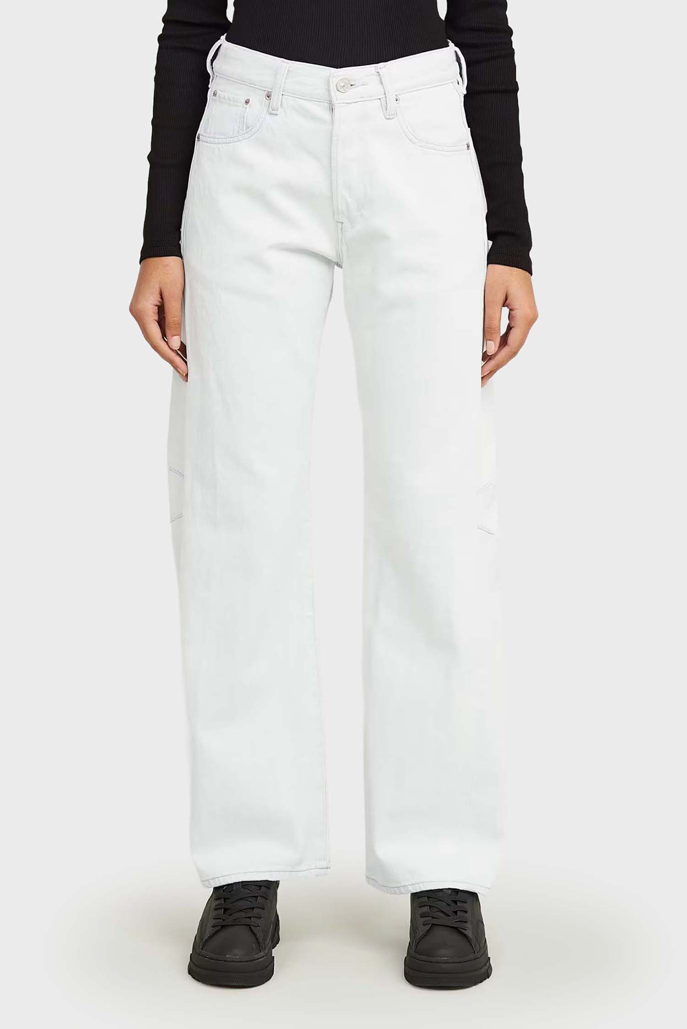 Женские белые джинсы Bowey 3D Boyfriend Wmn Белый 25-30 G-Star RAW D25372,D436 Женские белые джинсы Bowey 3D Boyfriend Wmn Белый 25-30 G-Star RAW D25372,D436