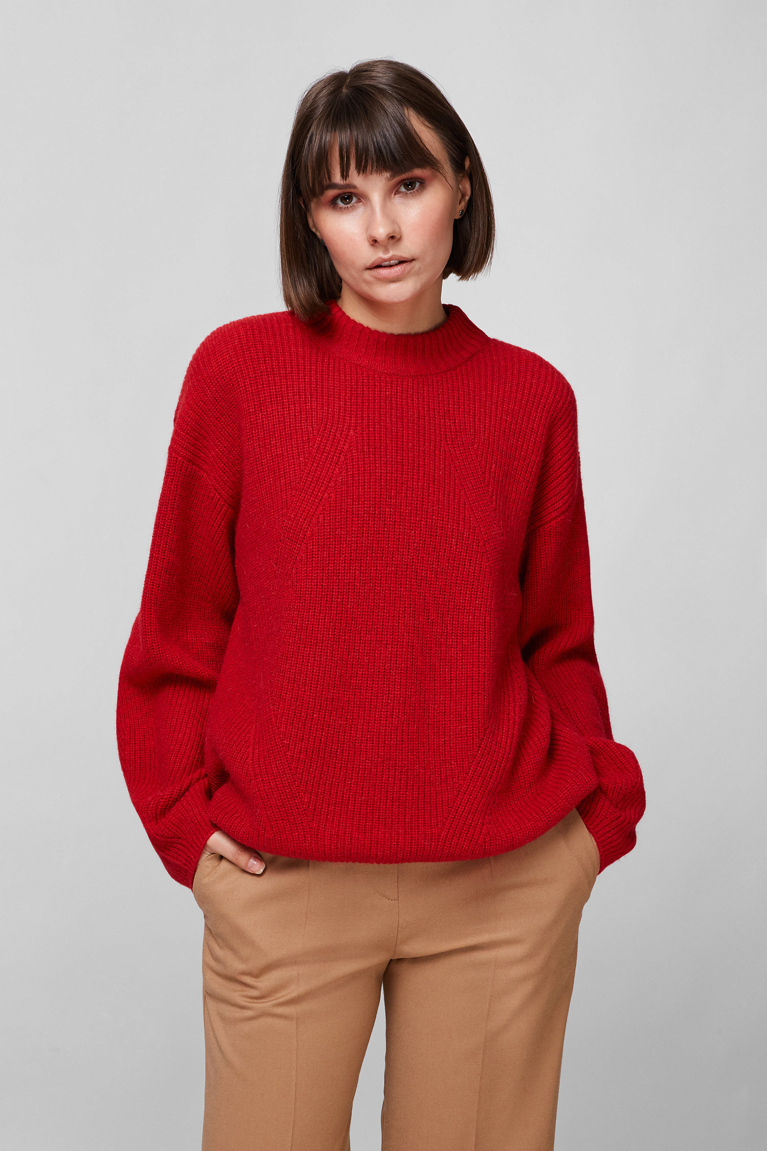 Женский красный шерстяной свитер 1
