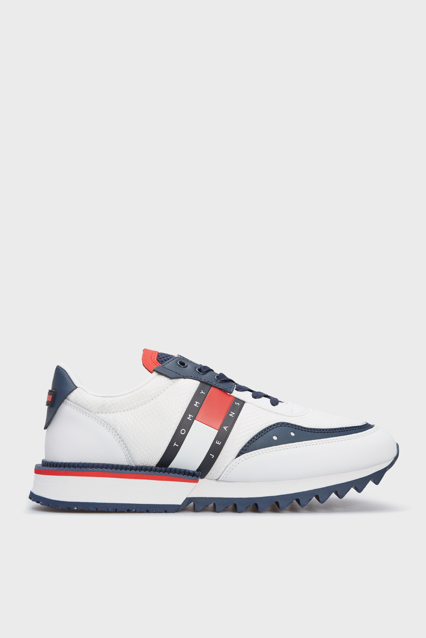 Чоловічі білі кросівки TOMMY JEANS TRECK CLEATED 1