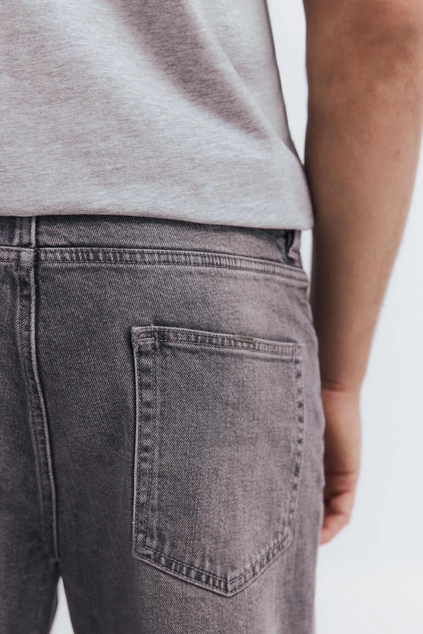 Мужские серые джинсы regular fit 5