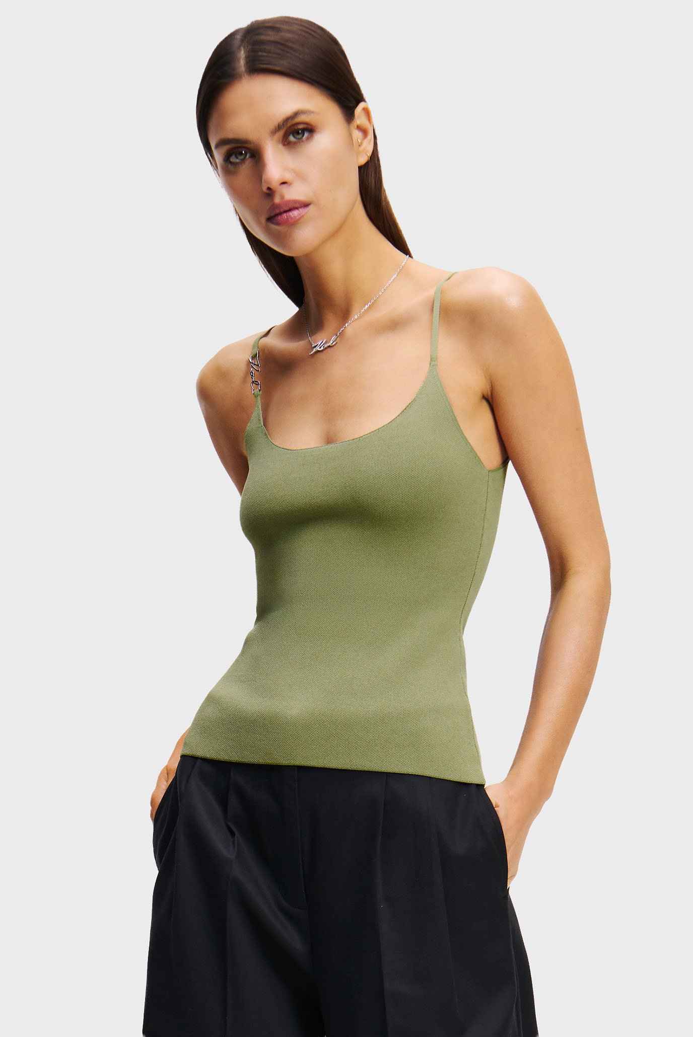 Женская зеленая майка KNIT TANK Зеленый S Karl Lagerfeld A2W18017 Женская зеленая майка KNIT TANK Зеленый S Karl Lagerfeld A2W18017