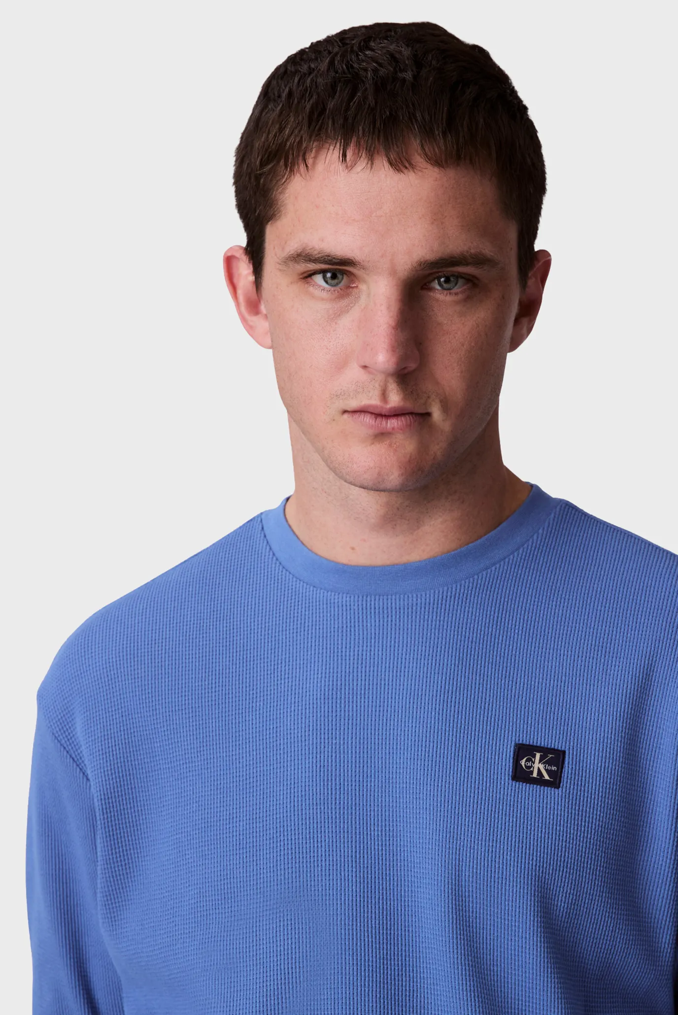 Мужской голубой лонгслив WAFFLE BADGE CREWNK 5