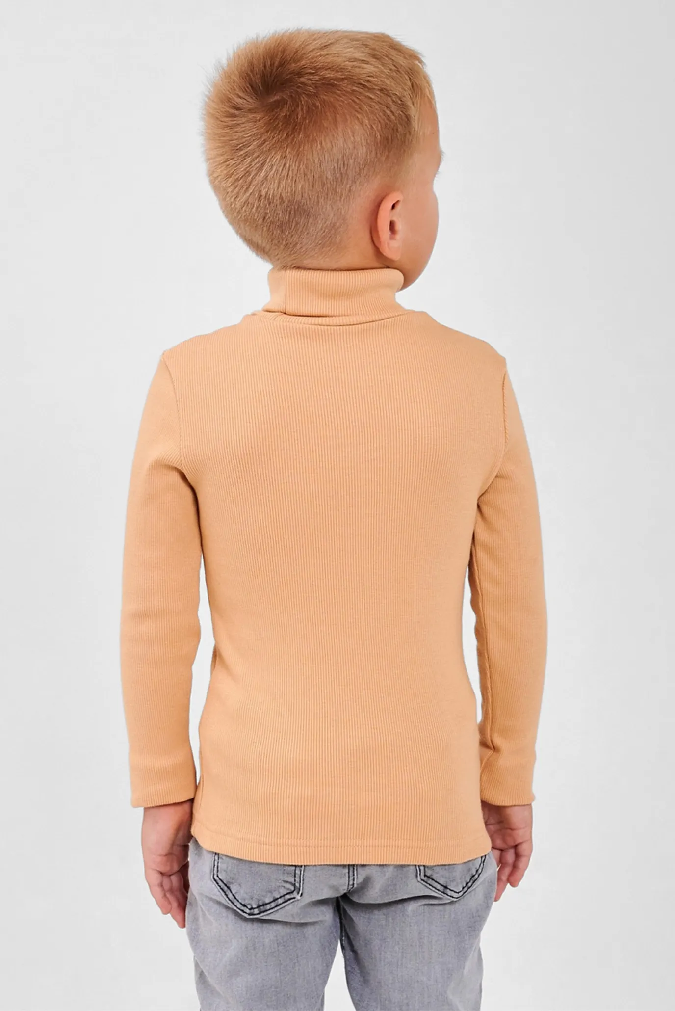 Детский персиковый гольф 4