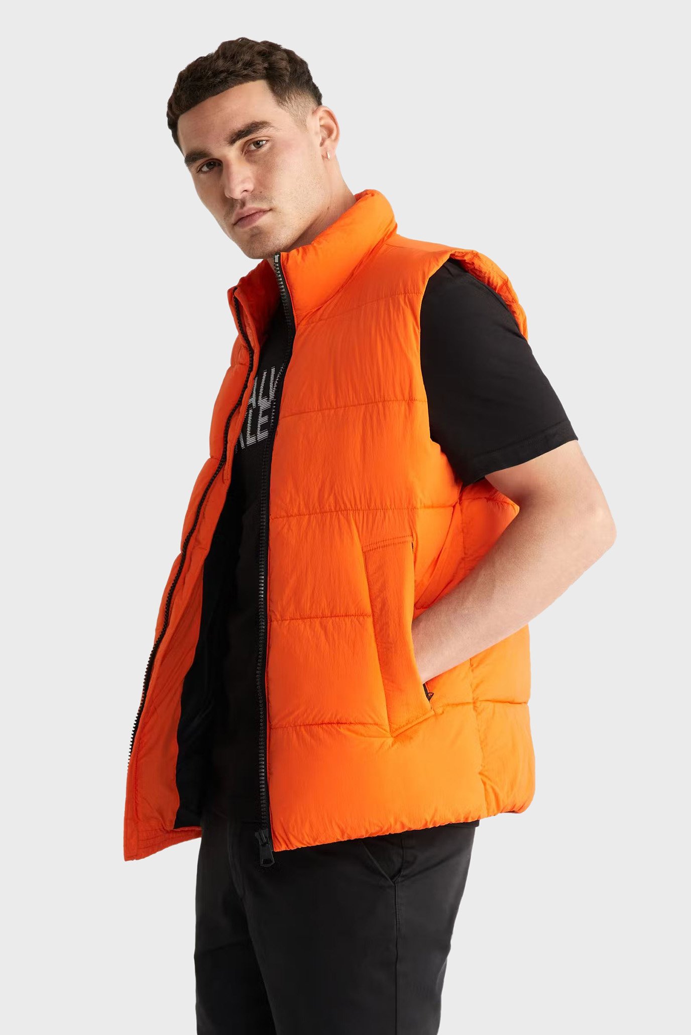 Чоловічий помаранчевий жилет CRINKLE NYLON PUFFER VEST 1