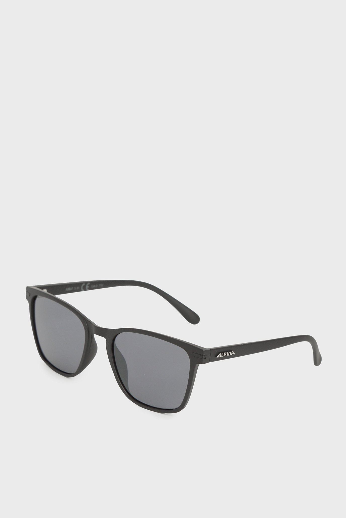 Черные солнцезащитные очки YEFE 1