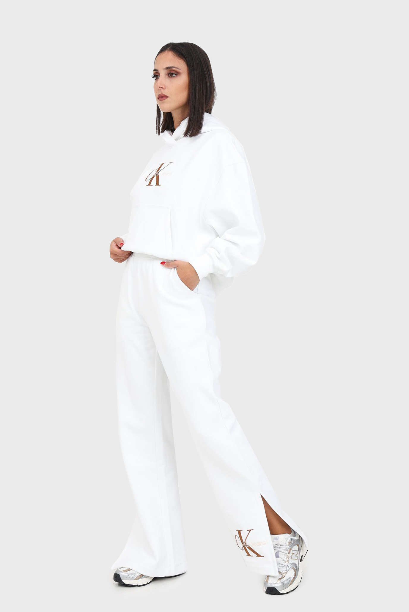 Жіночі білі спортивні штани PREMIUM MONOLOGO 1