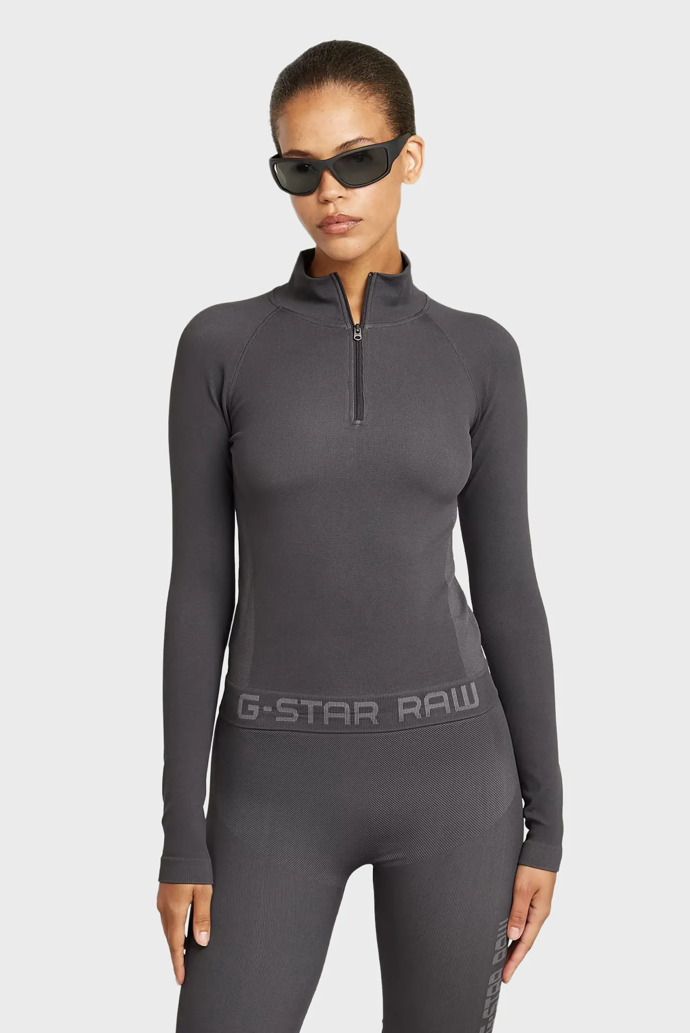 Жіночий сірий лонгслів Seamless 1