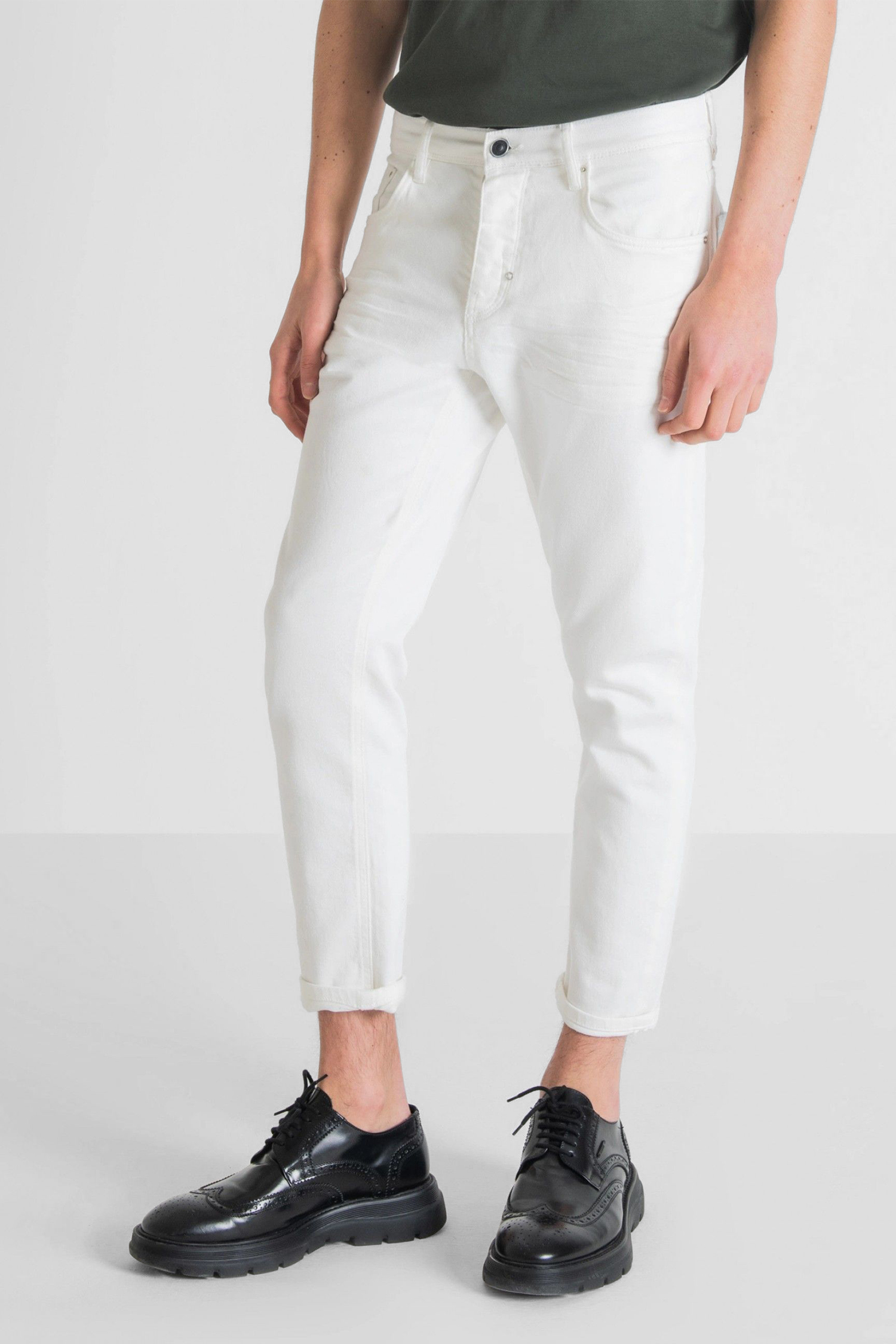Мужские белые джинсы 1