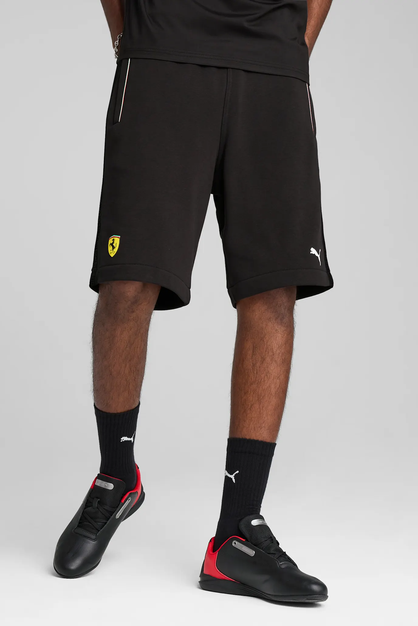Чоловічі чорні шорти Scuderia Ferrari Race Sweat Shorts Men 1