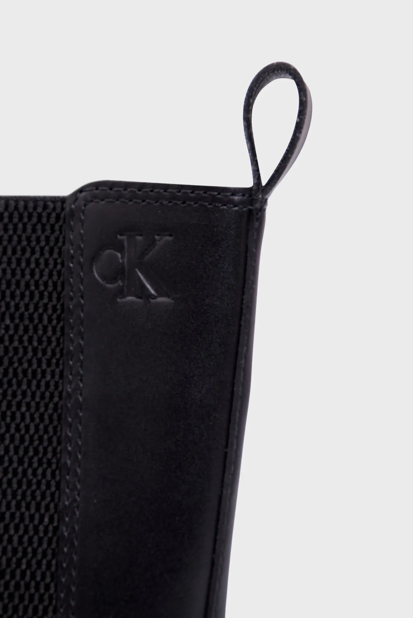 Женские черные кожаные ботильоны CHUNKY HEELED CHELSEA LTH 2