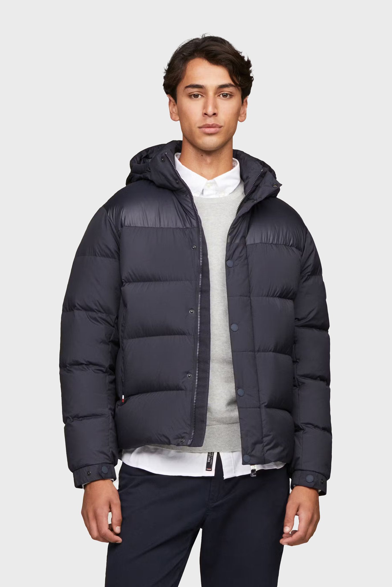 Мужской темно-синий пуховик MIX DOWN HOODED PUFFER JACKET Синий XXL Tommy Hilfiger MW0MW36569 Мужской темно-синий пуховик MIX DOWN HOODED PUFFER JACKET Синий XXL Tommy Hilfiger MW0MW36569