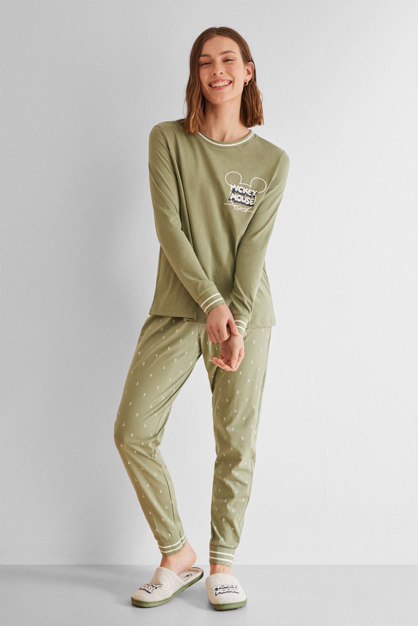 Жіноча зелена піжама (лонгслів, брюки) 1