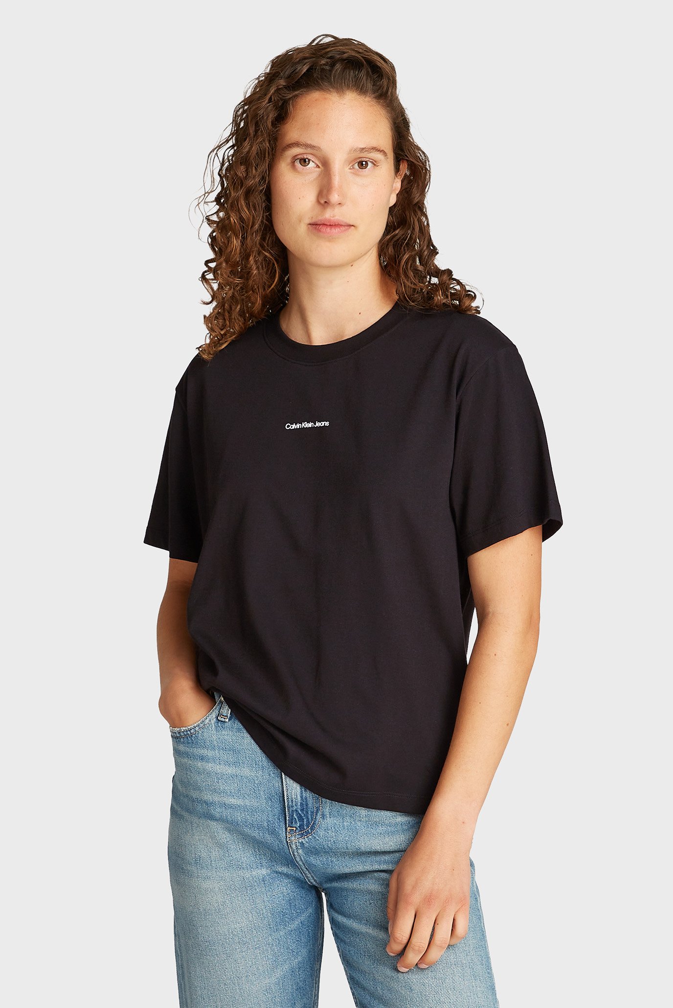 Женская черная футболка Черный L Calvin Klein Jeans J20J225261 Женская черная футболка Черный L Calvin Klein Jeans J20J225261