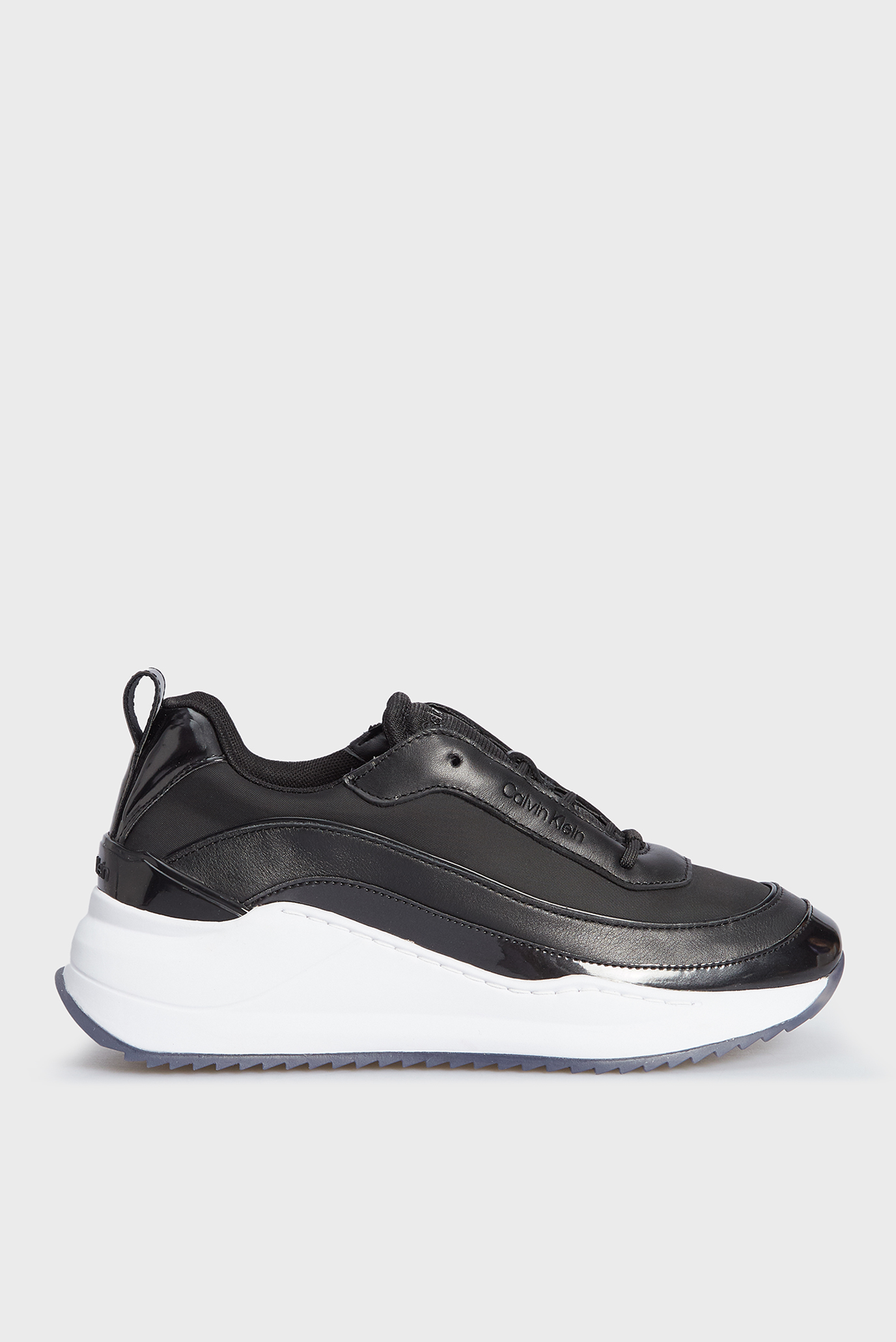 Женские черные кроссовки CHUNKY INTERNAL WEDGE LACE UP Черный 39 Calvin Klein HW0HW01552 Женские черные кроссовки CHUNKY INTERNAL WEDGE LACE UP Черный 39 Calvin Klein HW0HW01552