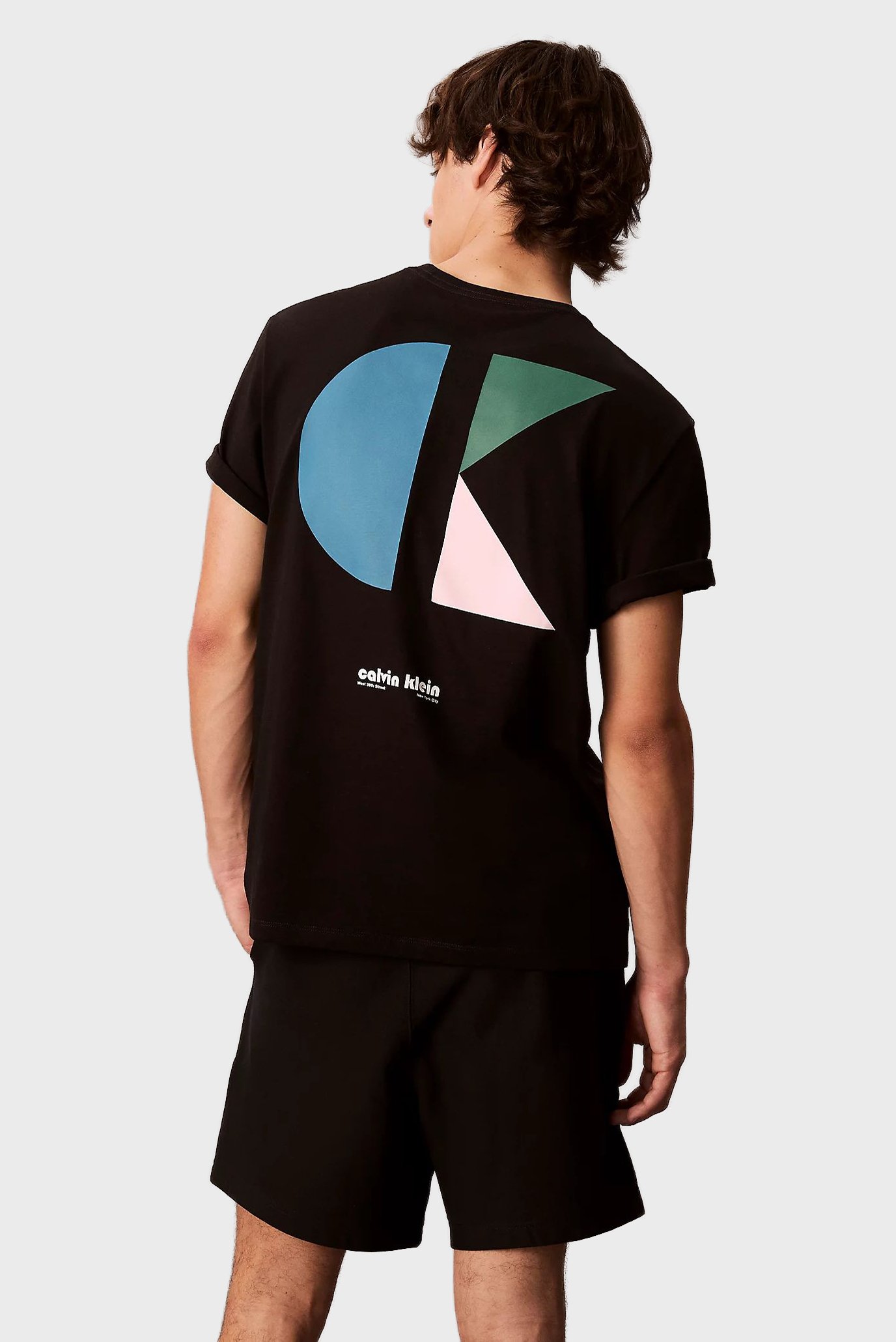 Мужская черная футболка SS 20S CK BAUHAUS Черный XXL Calvin Klein Jeans LV04RC827G Мужская черная футболка SS 20S CK BAUHAUS Черный XXL Calvin Klein Jeans LV04RC827G