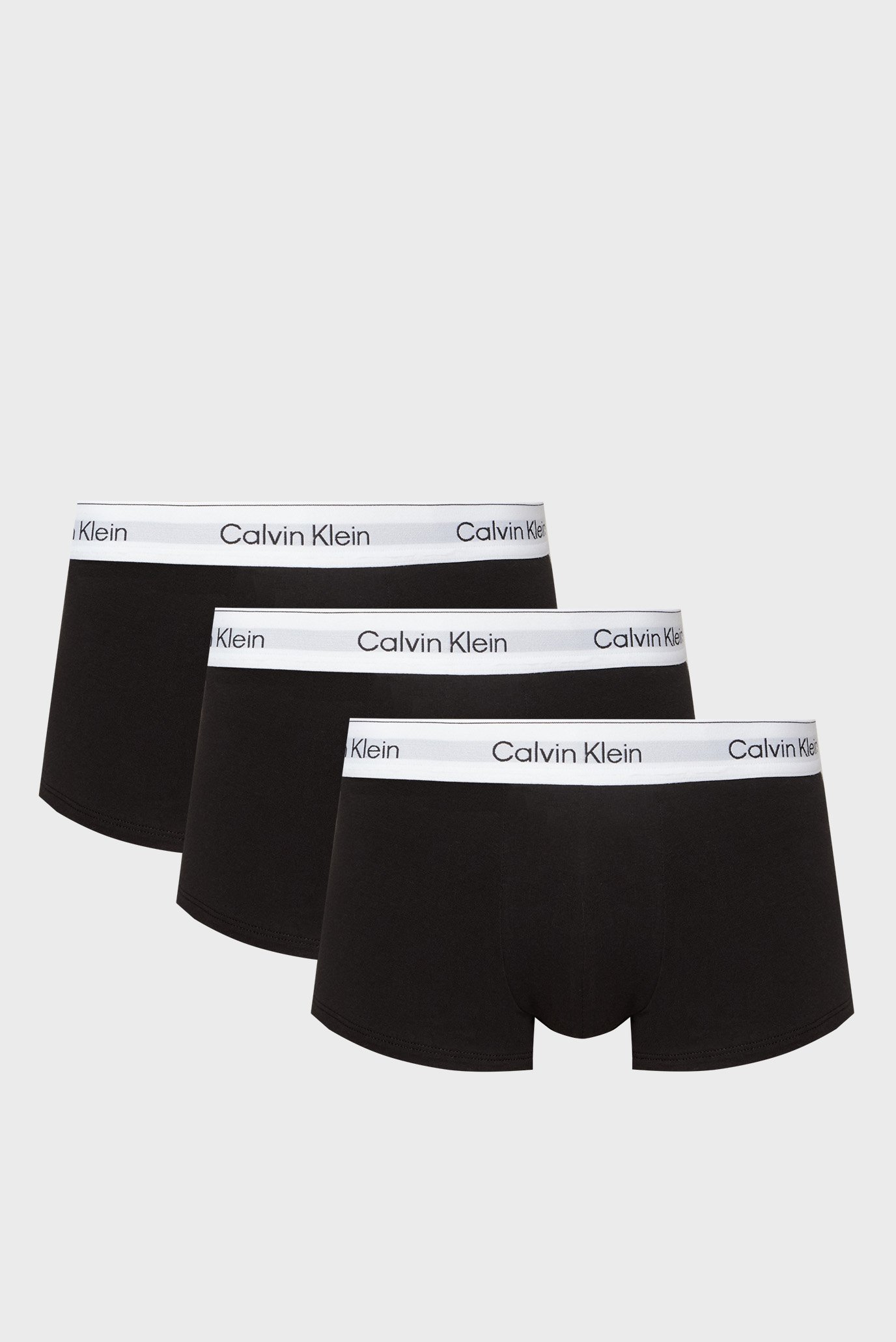 Мужские черные боксеры (3 шт) LOW RISE TRUNK 3PK Черный XXL Calvin Klein LV00NB4389 Мужские черные боксеры (3 шт) LOW RISE TRUNK 3PK Черный XXL Calvin Klein LV00NB4389